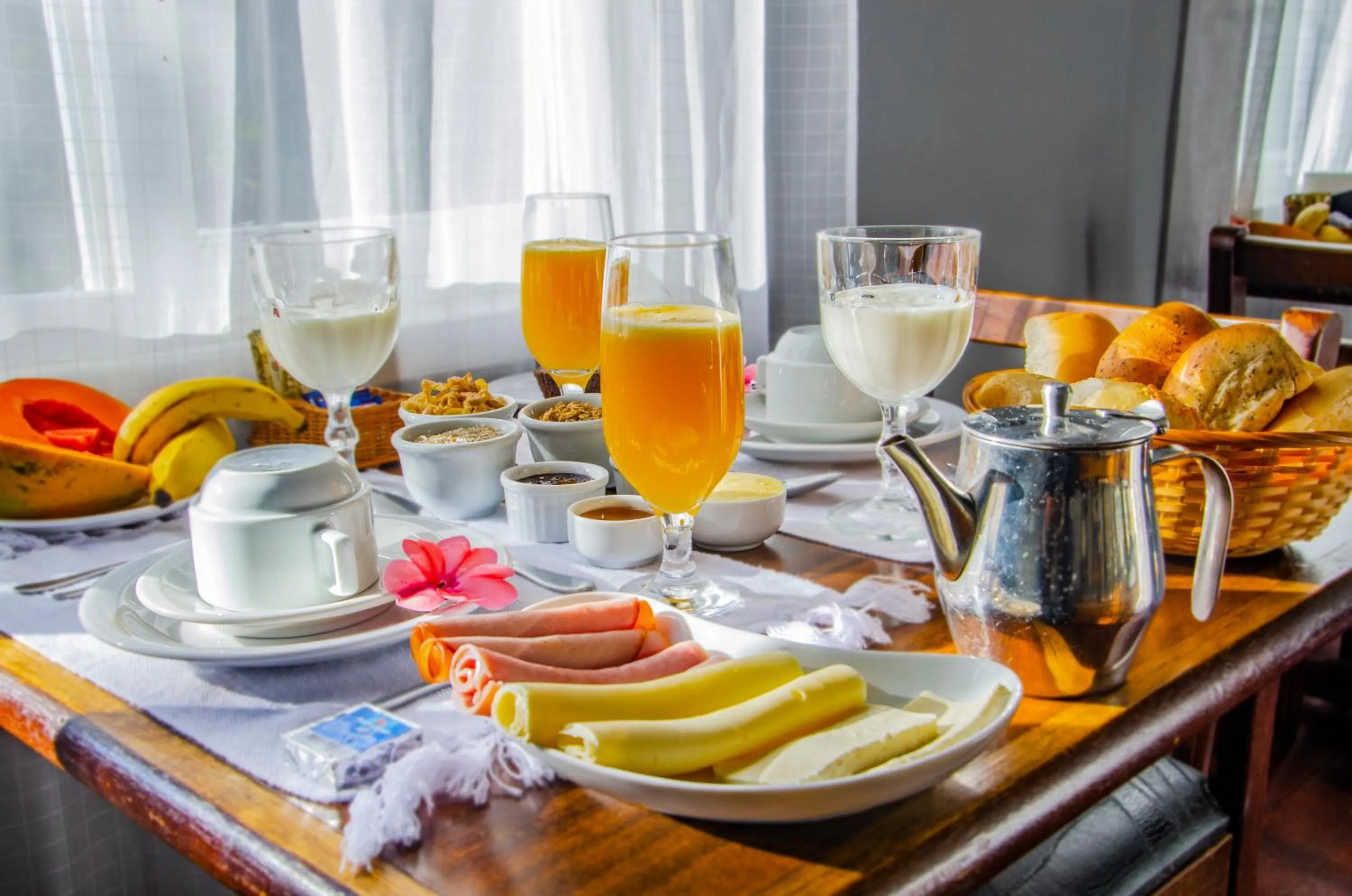 Breakfast in Pousada Refúgio das Aves