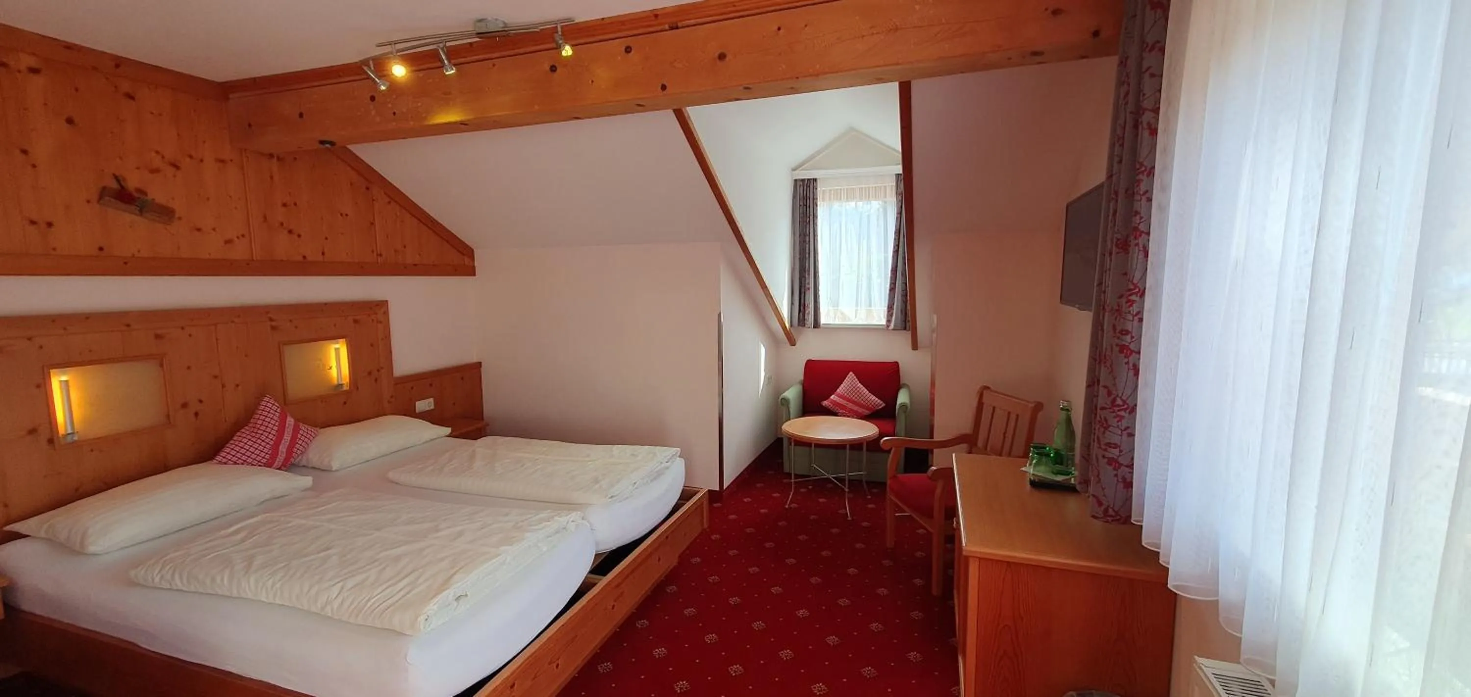 Bedroom, Bed in Hotel Moser