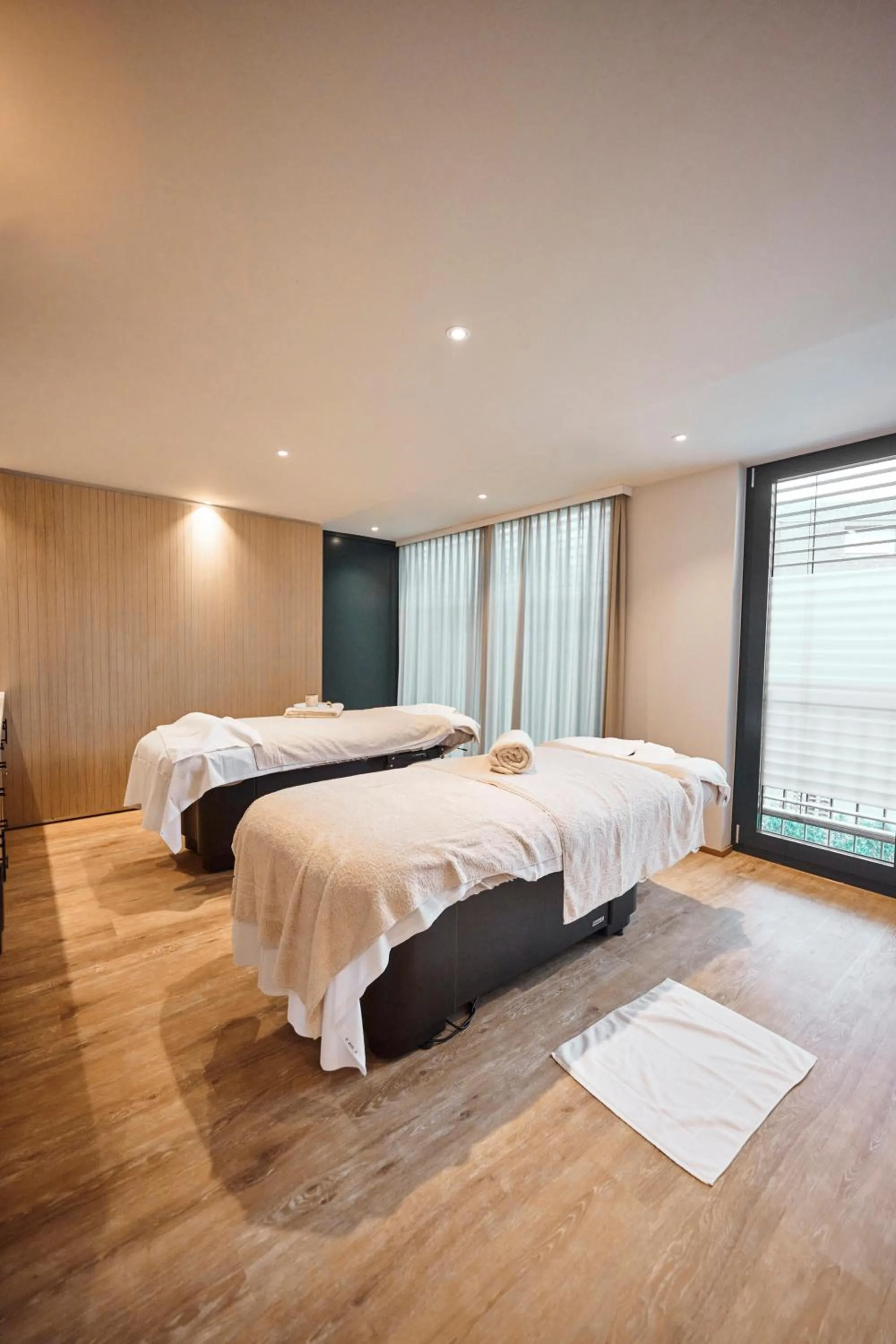 Massage, Bed in Nouri