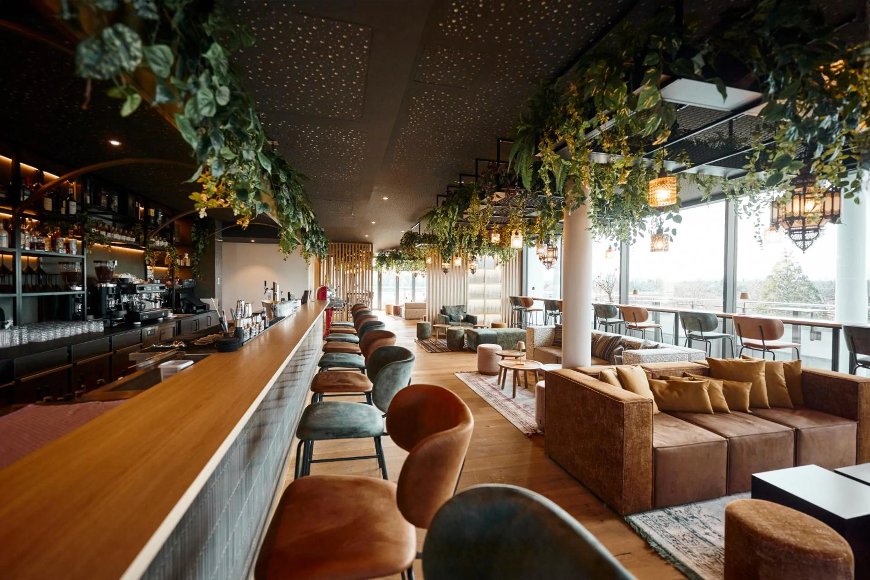 Lounge or bar in Nouri