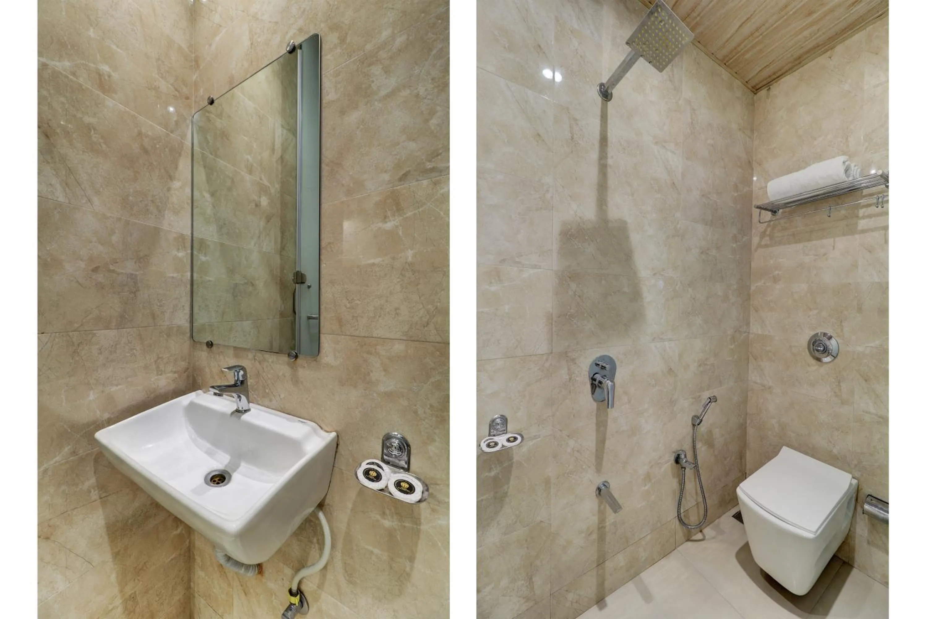 Bathroom in Hotel A K Fort Inn