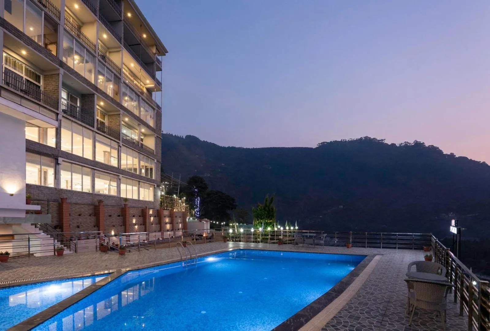 Swimming pool in SPT Clarks Inn Suite, Mandi