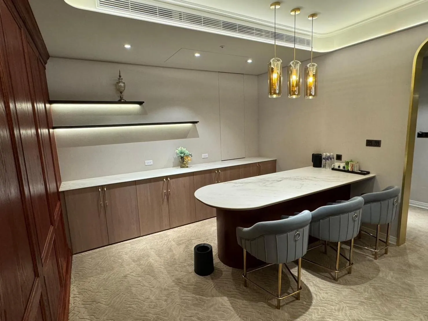 Lounge or bar in TRYP by Wyndham New Taipei Linkou 新北林口爵怡溫德姆酒店機場捷運MRTA9林口站