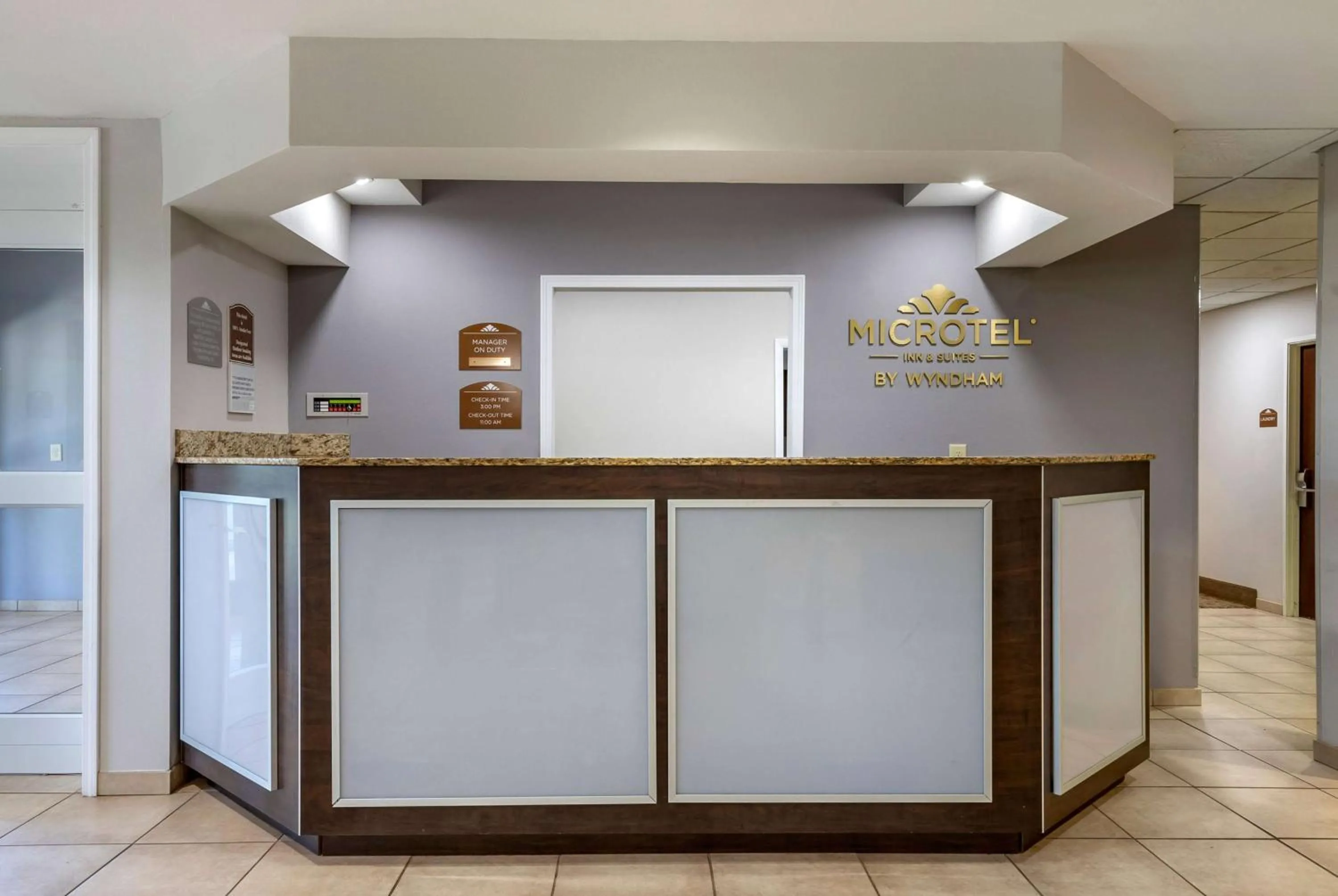 Lobby or reception in Microtel Inn & Suites Dillsboro/Sylva