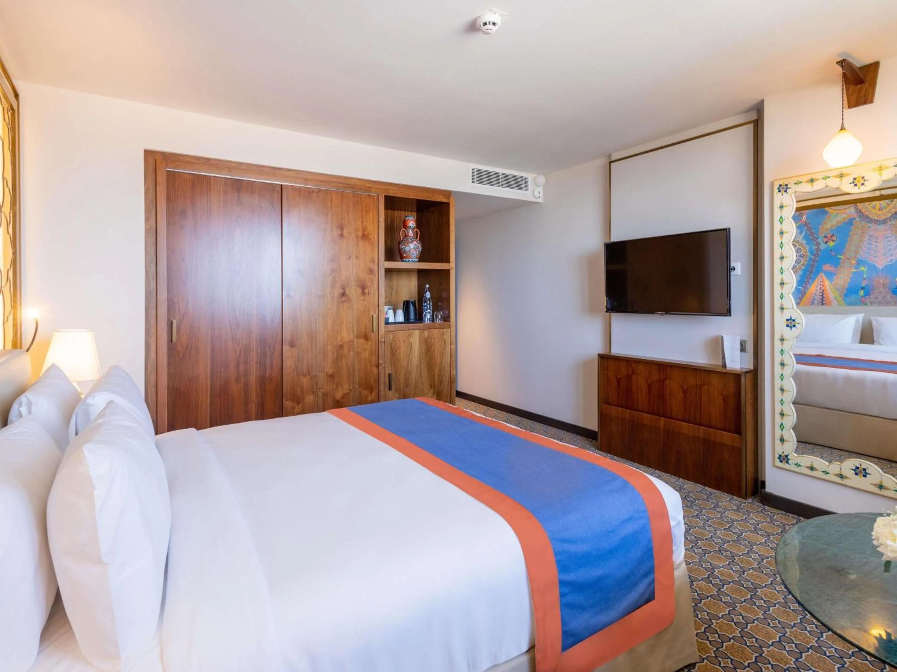 Bedroom, Bed in Mercure Alger Palais Des Congres