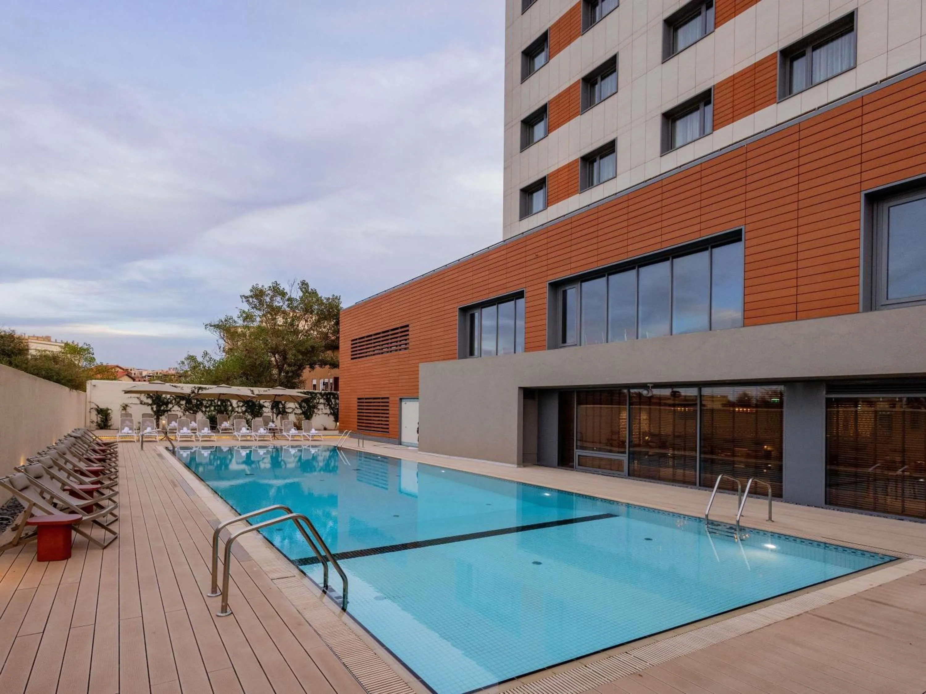 Pool view in Mercure Alger Palais Des Congres
