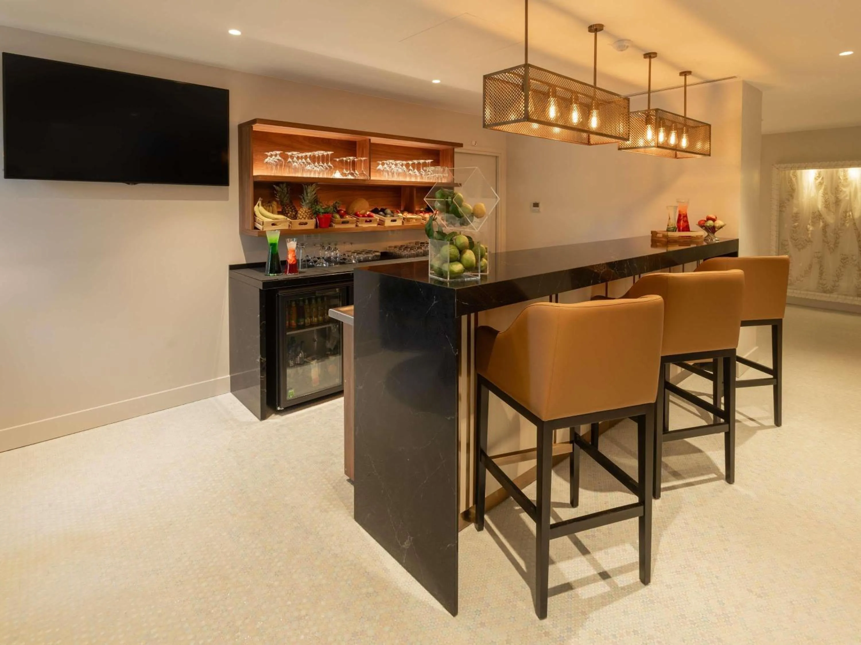 Lounge or bar in Mercure Alger Palais Des Congres