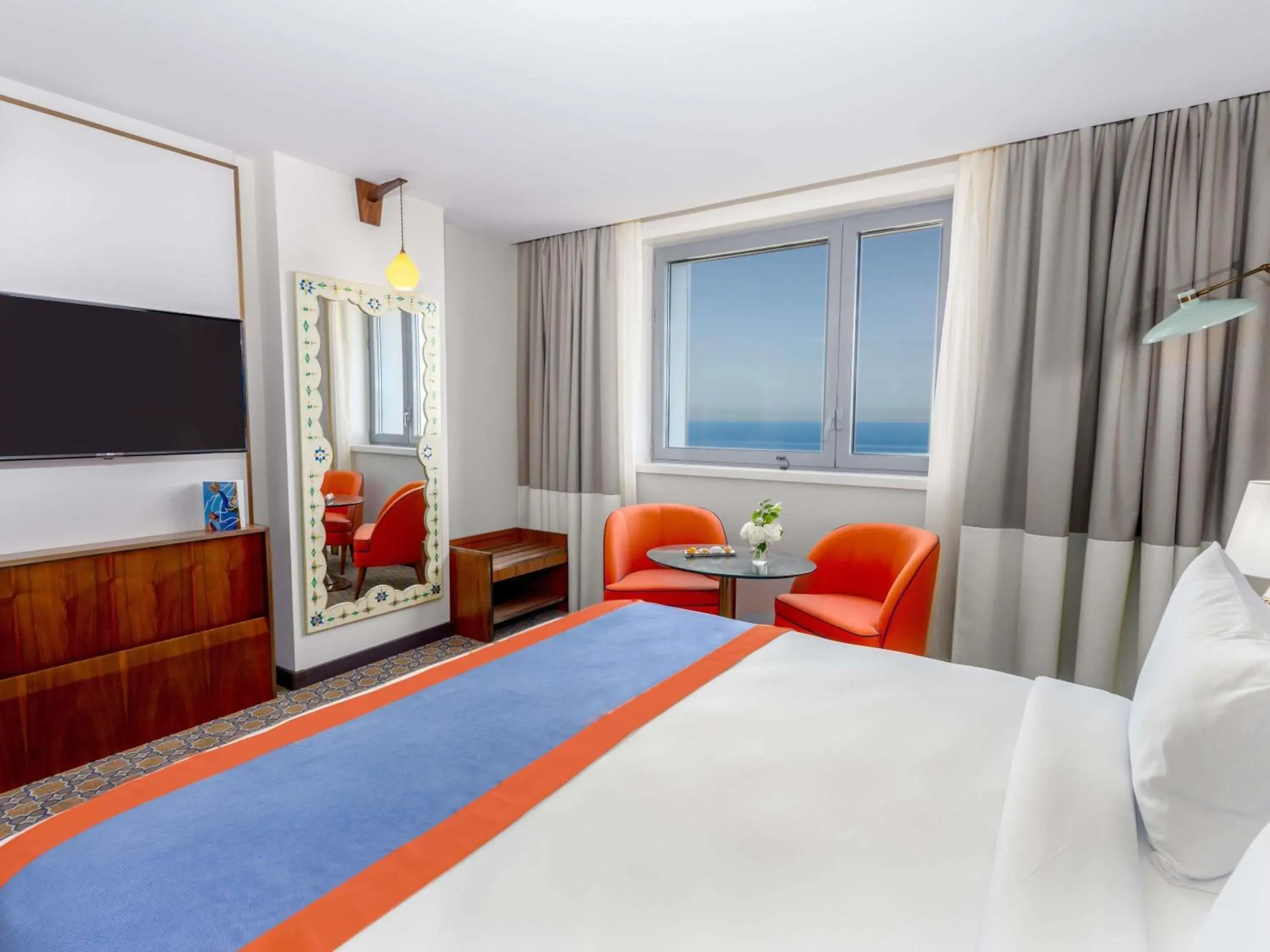 Superior King Room with Bay View in Mercure Alger Palais Des Congres Superior King Room with Bay View in Mercure Alger Palais Des Congres