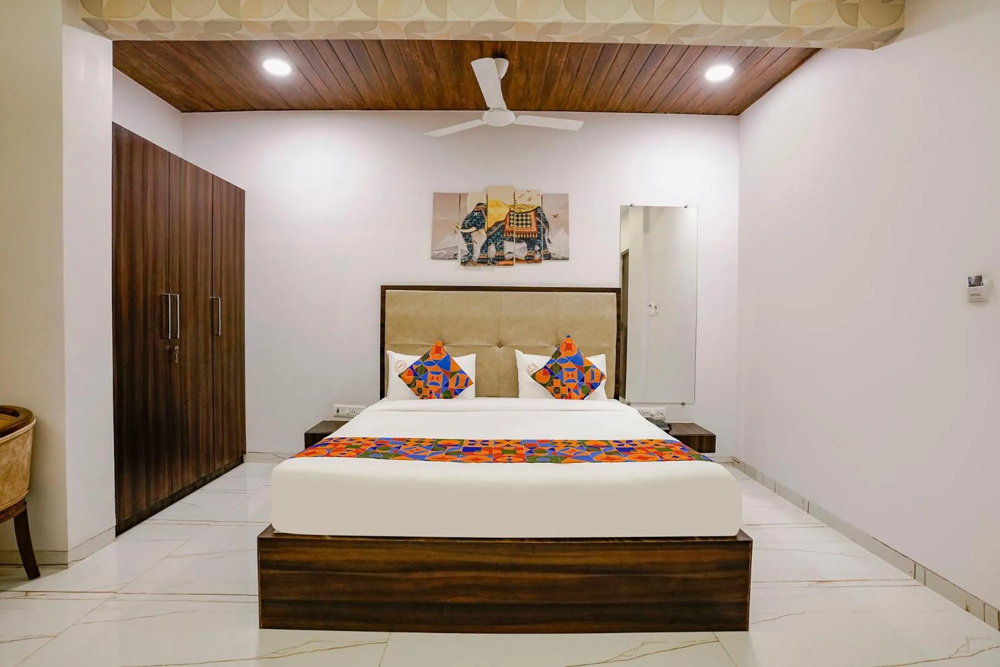 Bed in FabHotel Swaraj