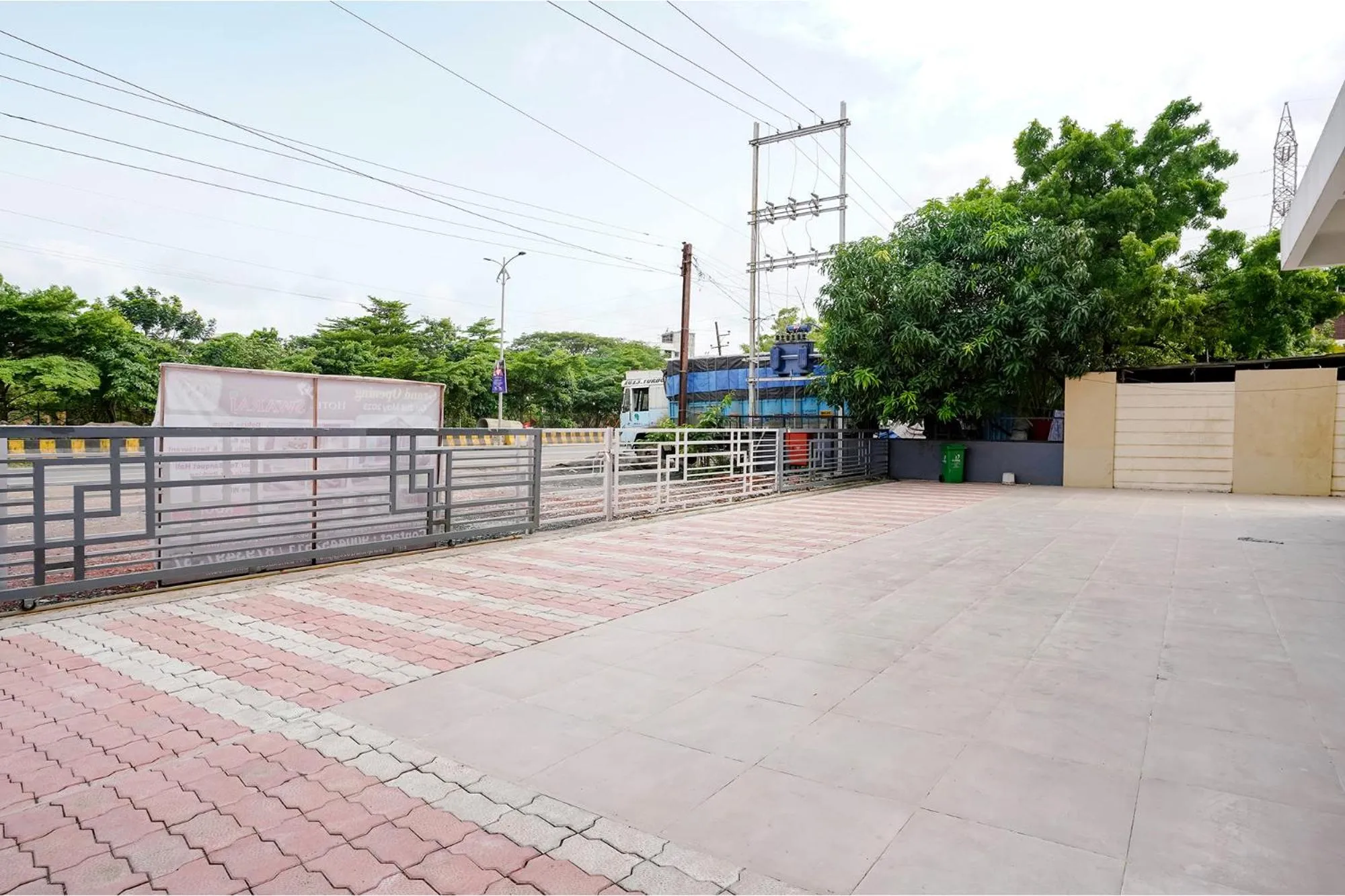 Parking, Other Activities in FabHotel Swaraj