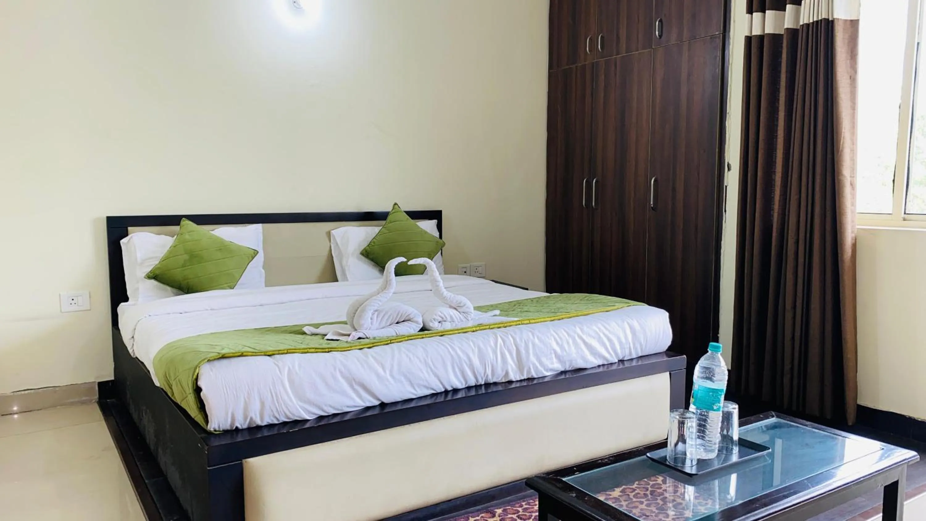 Bedroom, Bed in LivBox