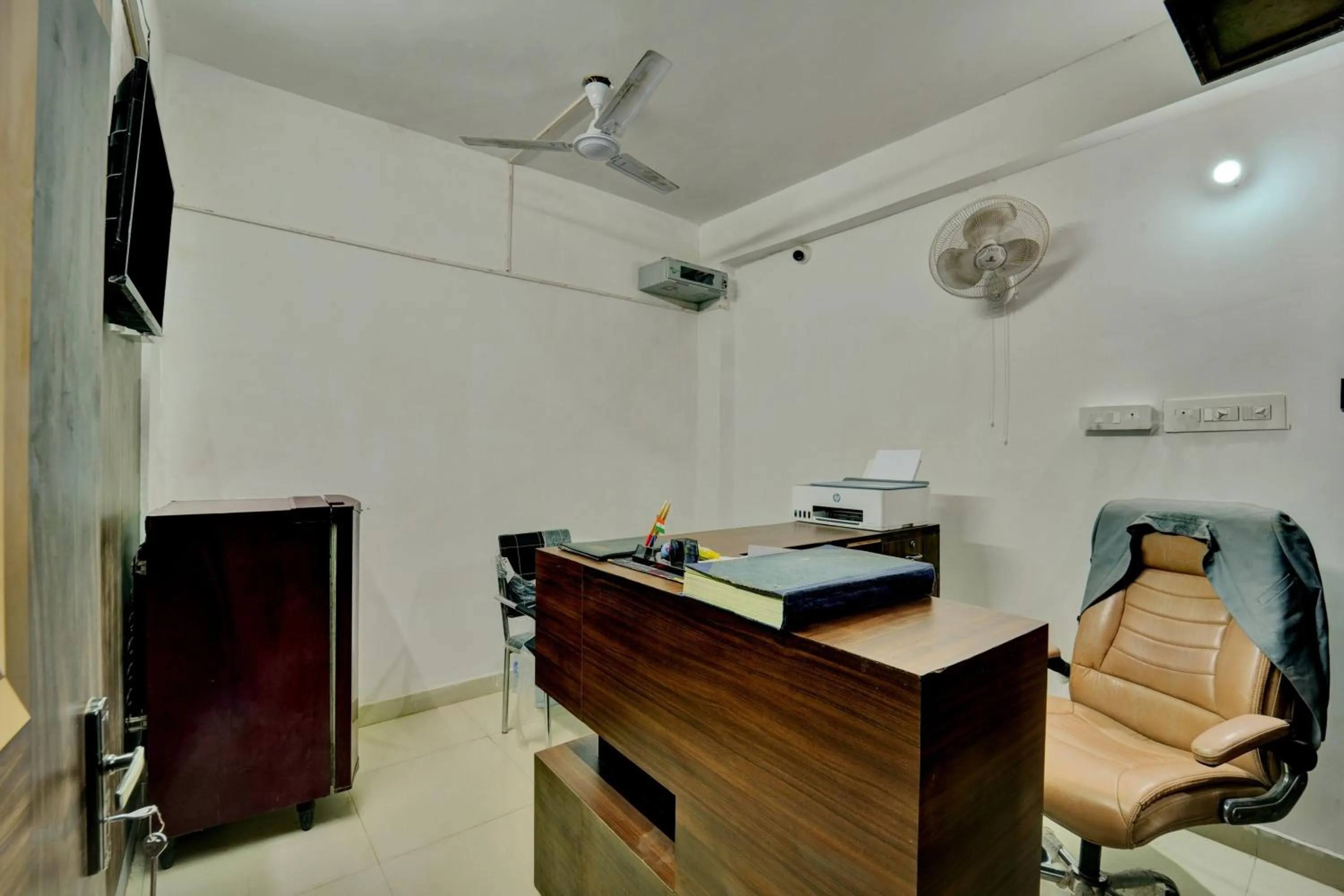 Lobby or reception in OYO Flagship Hotel Celebrate Inn