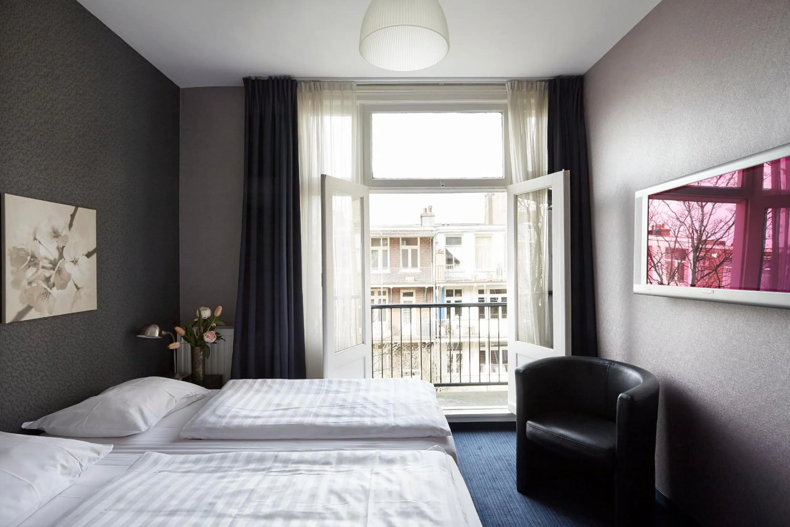 Bed in Hotel D'Amsterdam Leidsesquare