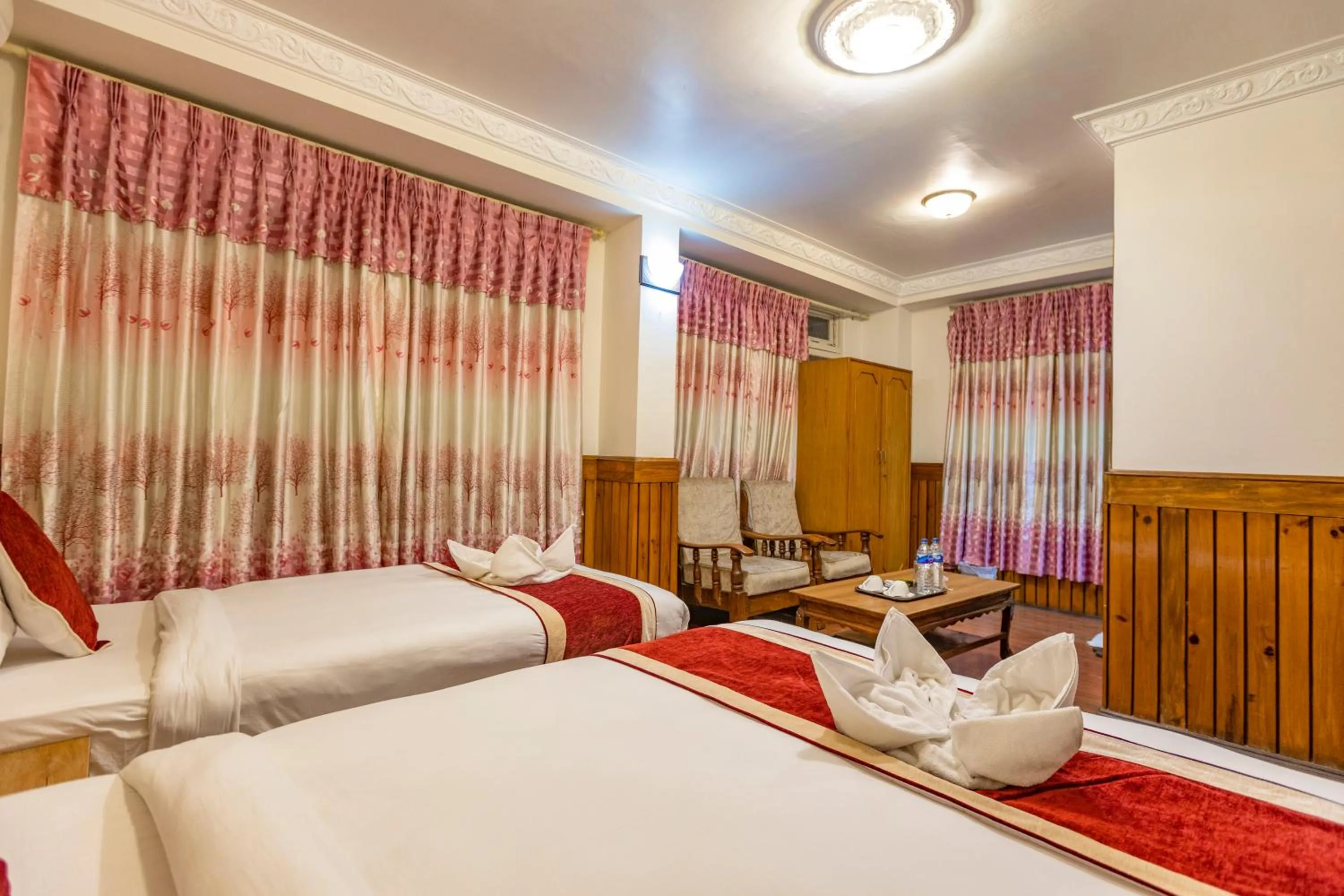 Photo of the whole room, Bed in Hotel Sekai