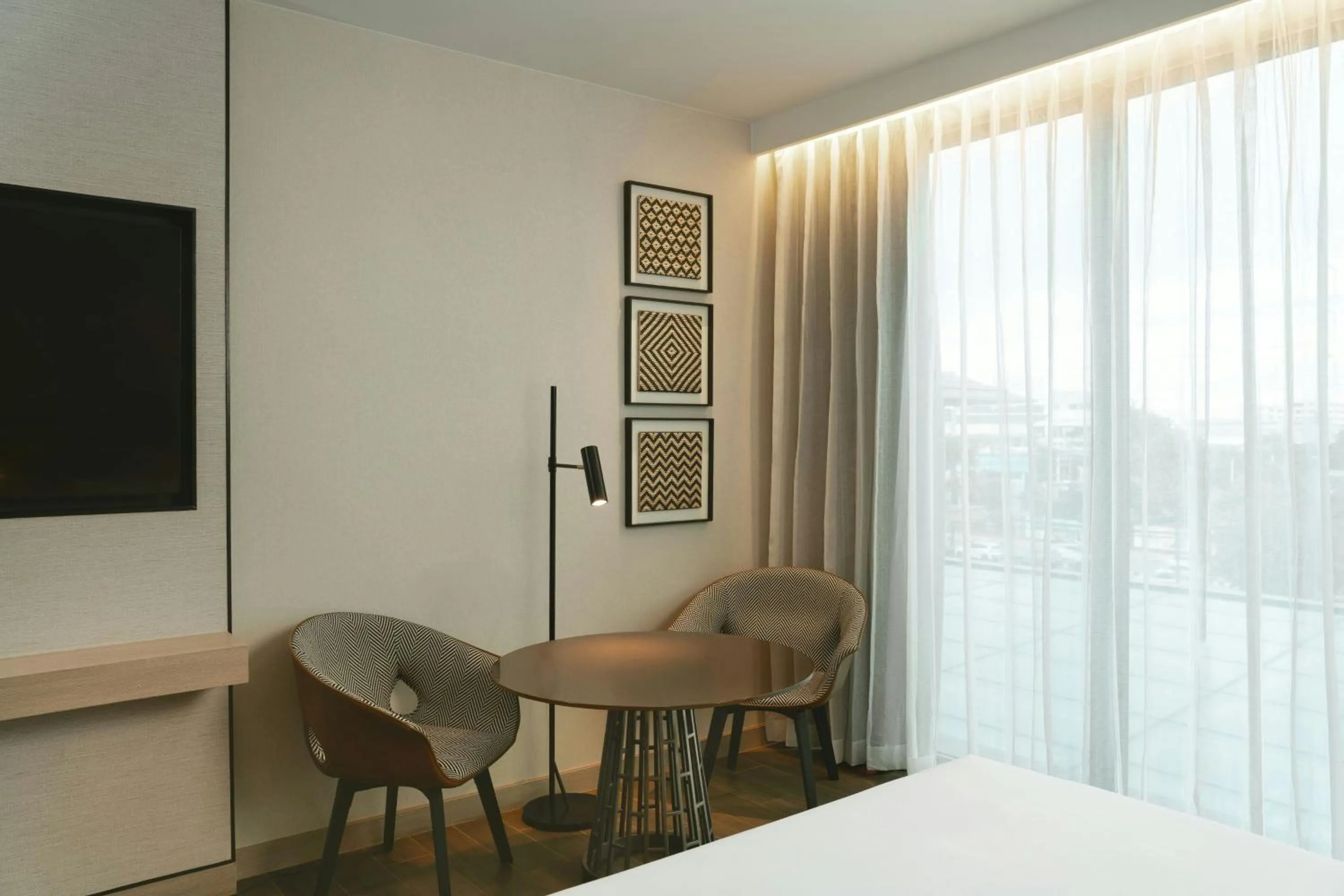 Photo of the whole room, Bed in Courtyard by Marriott Bangkok Suvarnabhumi Airport