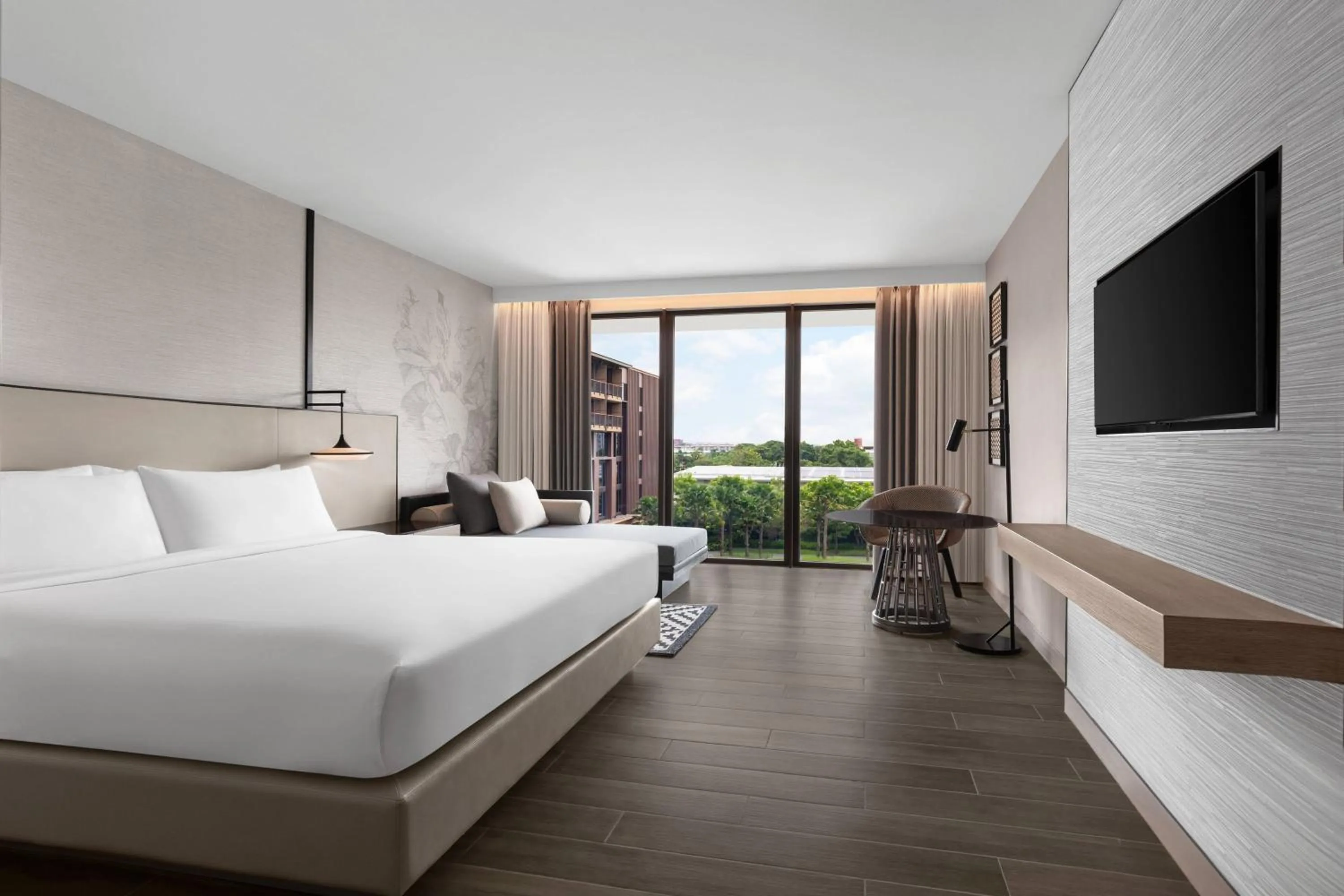 Photo of the whole room, Bed in Courtyard by Marriott Bangkok Suvarnabhumi Airport