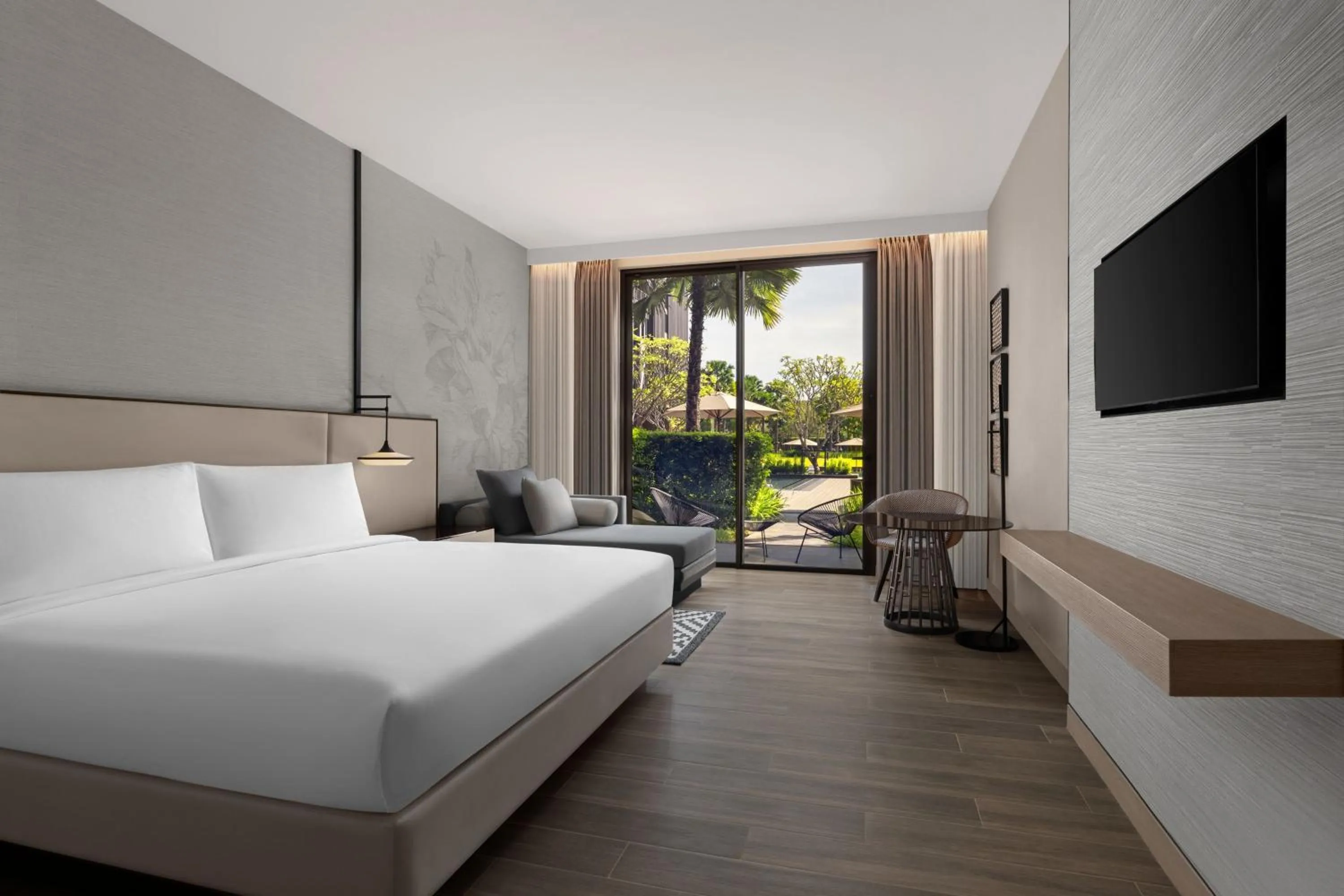 Photo of the whole room, Bed in Courtyard by Marriott Bangkok Suvarnabhumi Airport