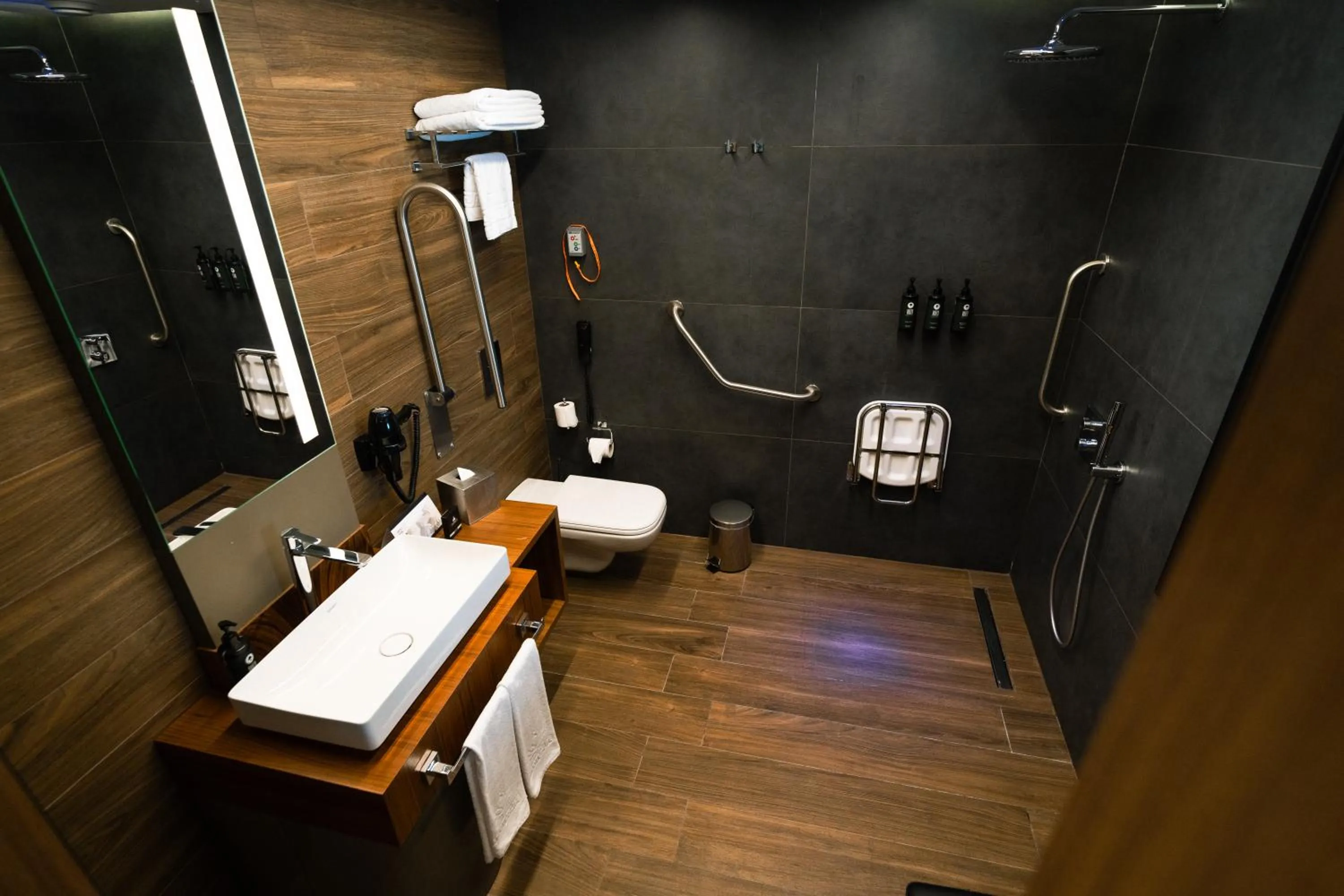 Shower in FT Lotus Thermal Hotel&SPA Trademark Collection by Wyndham