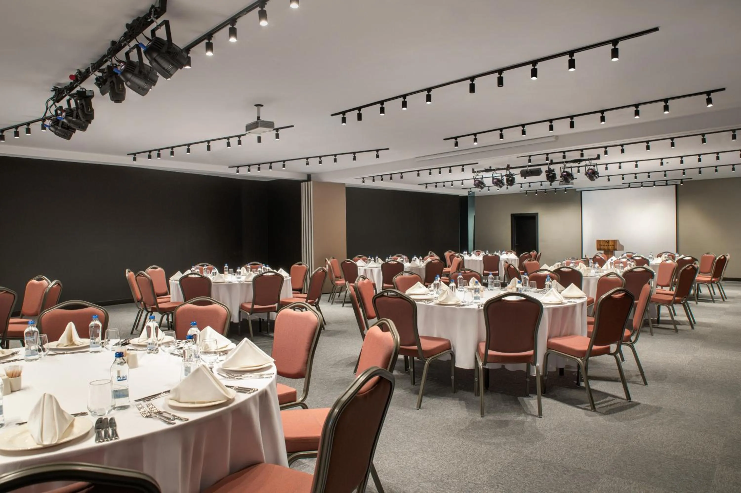 Banquet/Function facilities in FT Lotus Thermal Hotel&SPA Trademark Collection by Wyndham