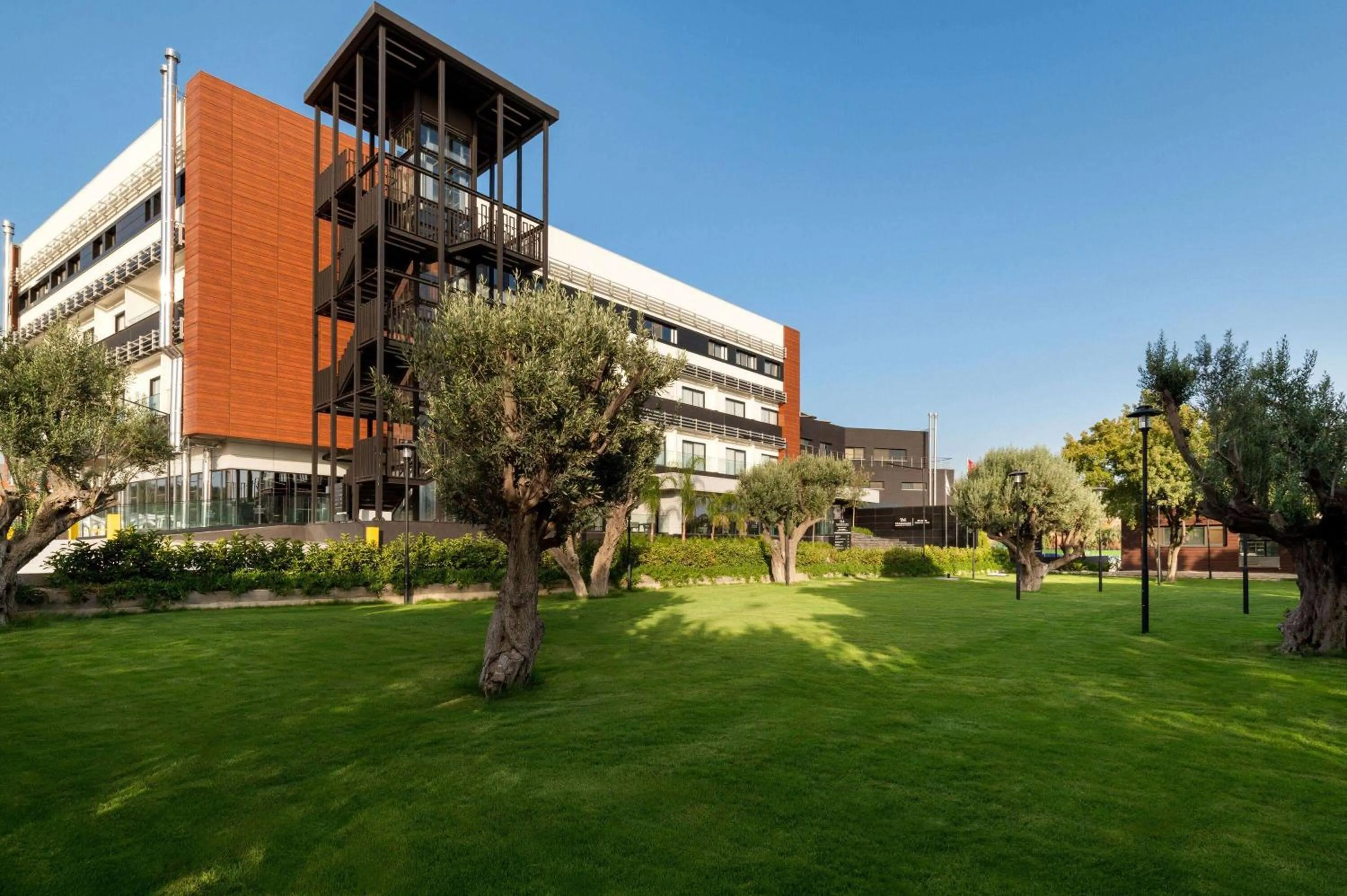 Inner courtyard view in FT Lotus Thermal Hotel&SPA Trademark Collection by Wyndham
