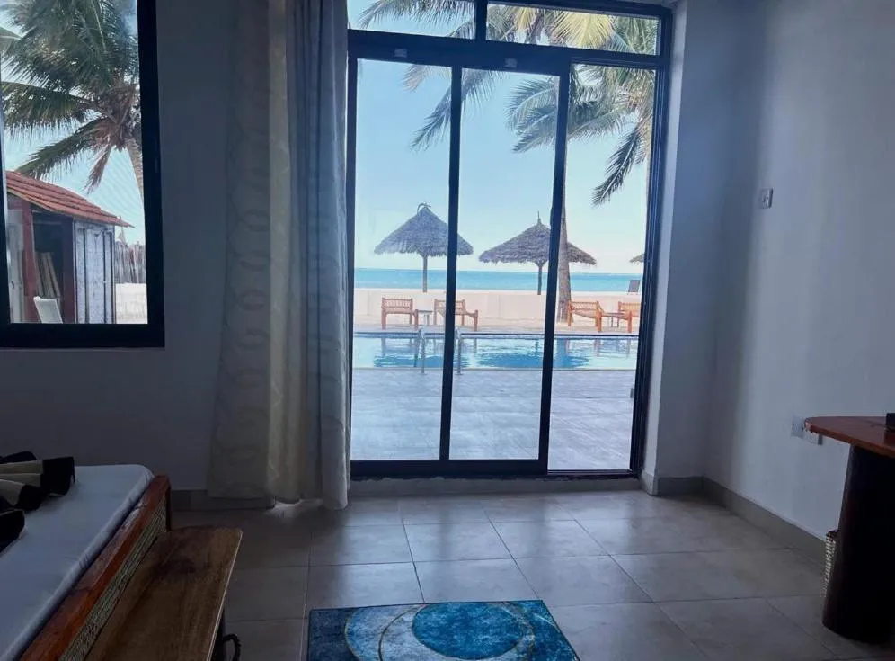 BIANCO AZZURRO Hotel & Restaurant