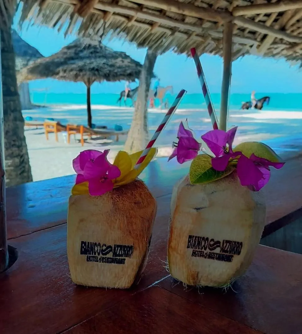 Lounge or bar in BIANCO AZZURRO Hotel & Restaurant