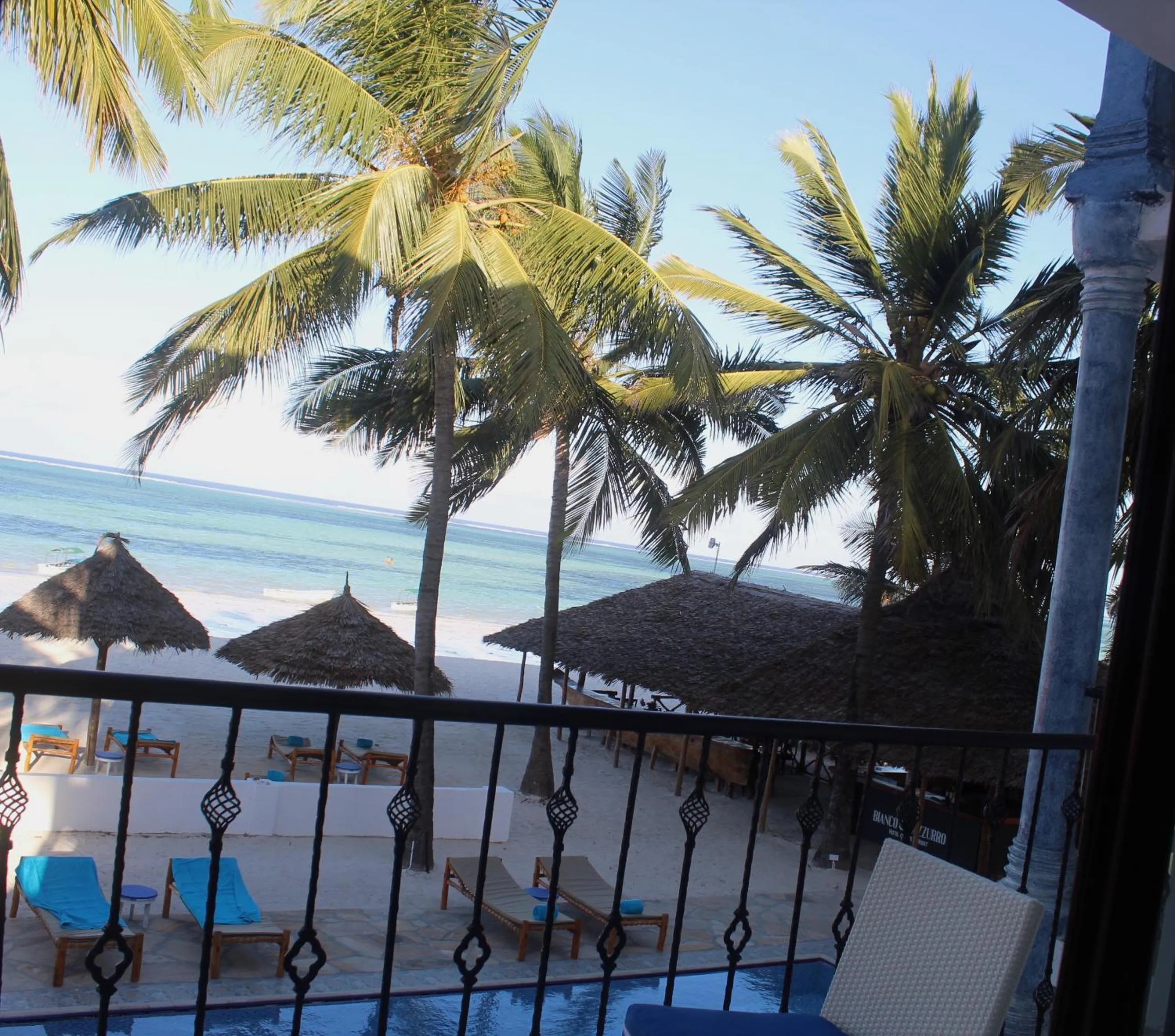 BIANCO AZZURRO Hotel & Restaurant