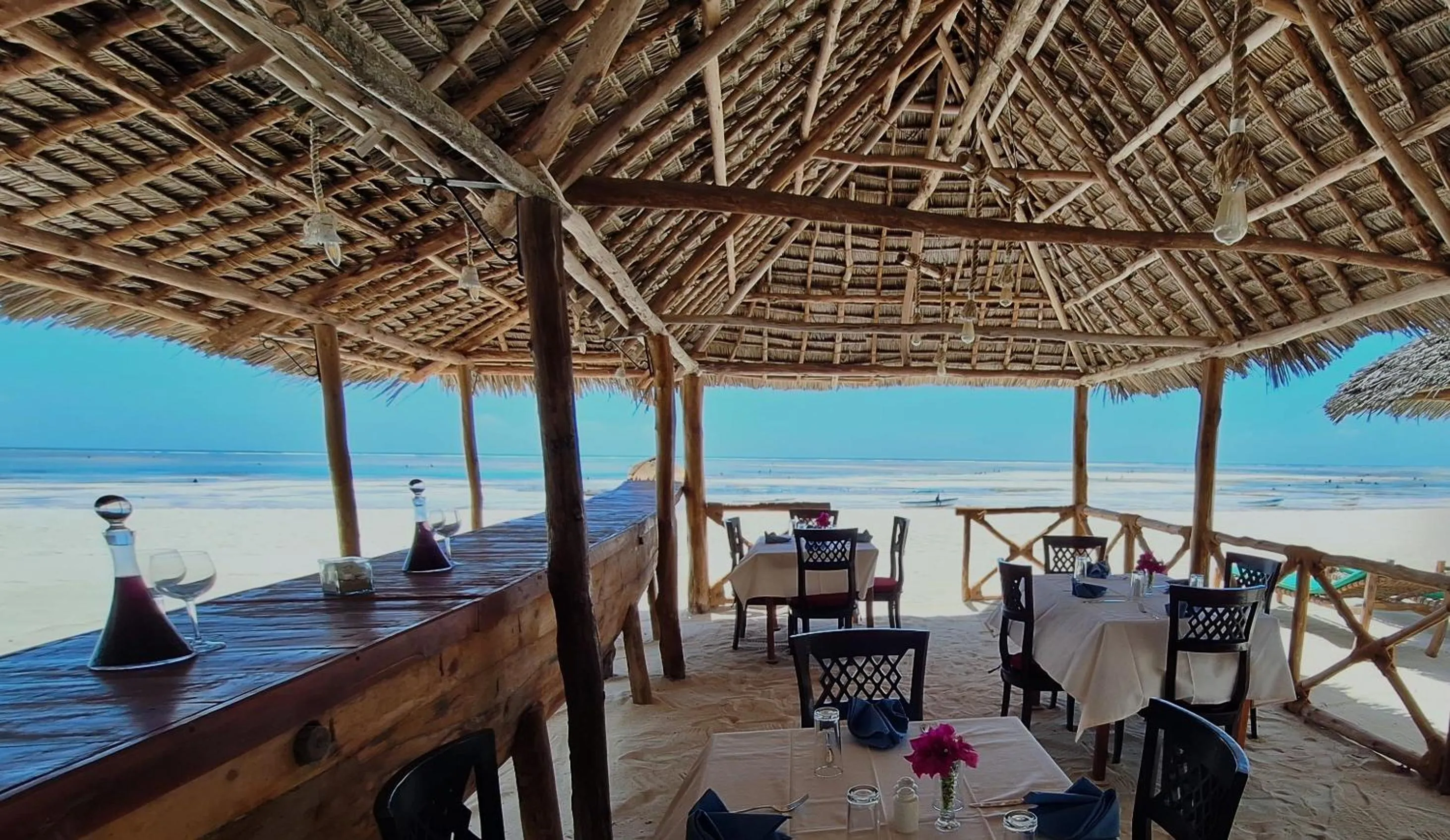 BIANCO AZZURRO Hotel & Restaurant