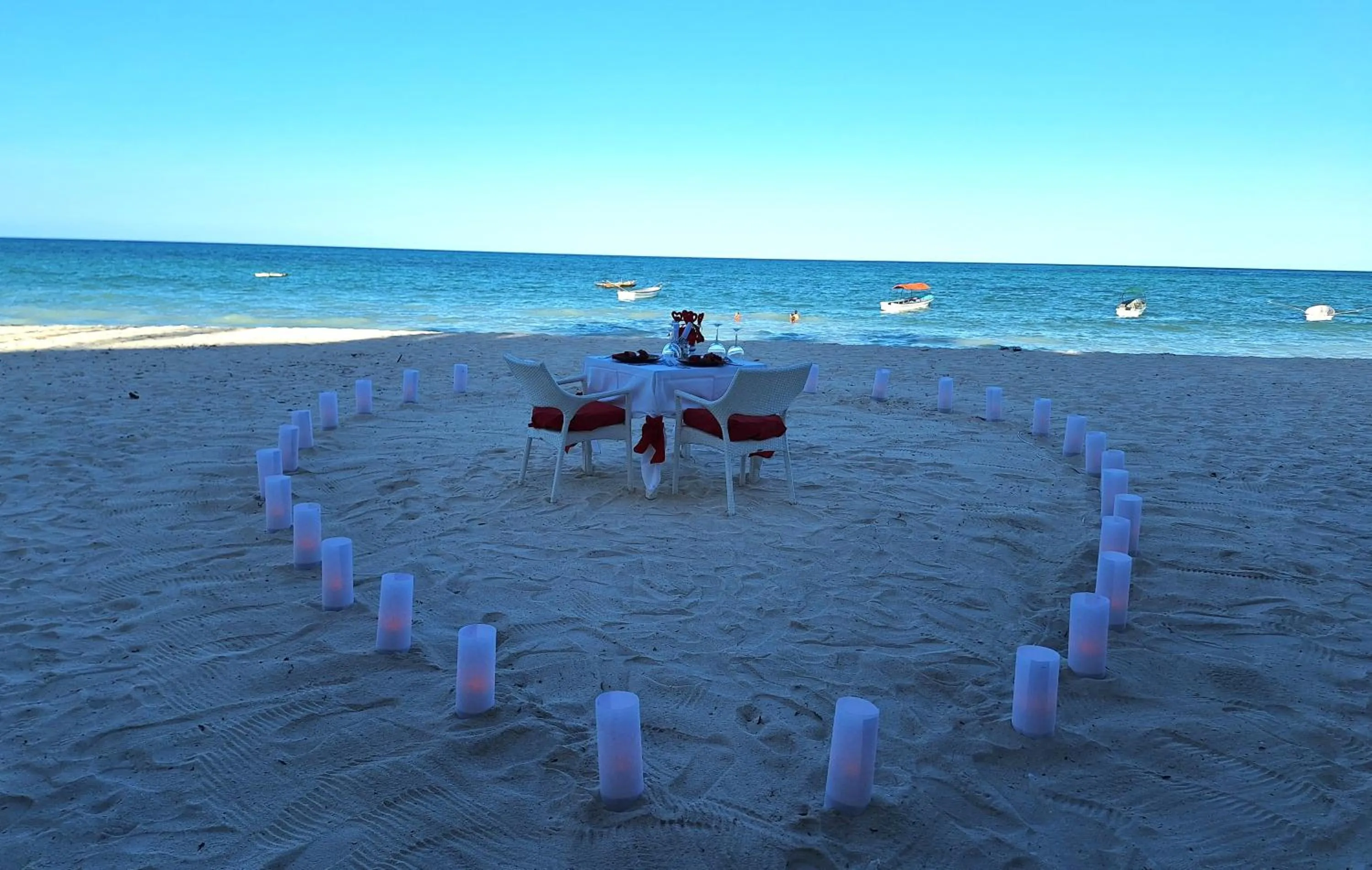 Restaurant/places to eat in BIANCO AZZURRO Hotel & Restaurant