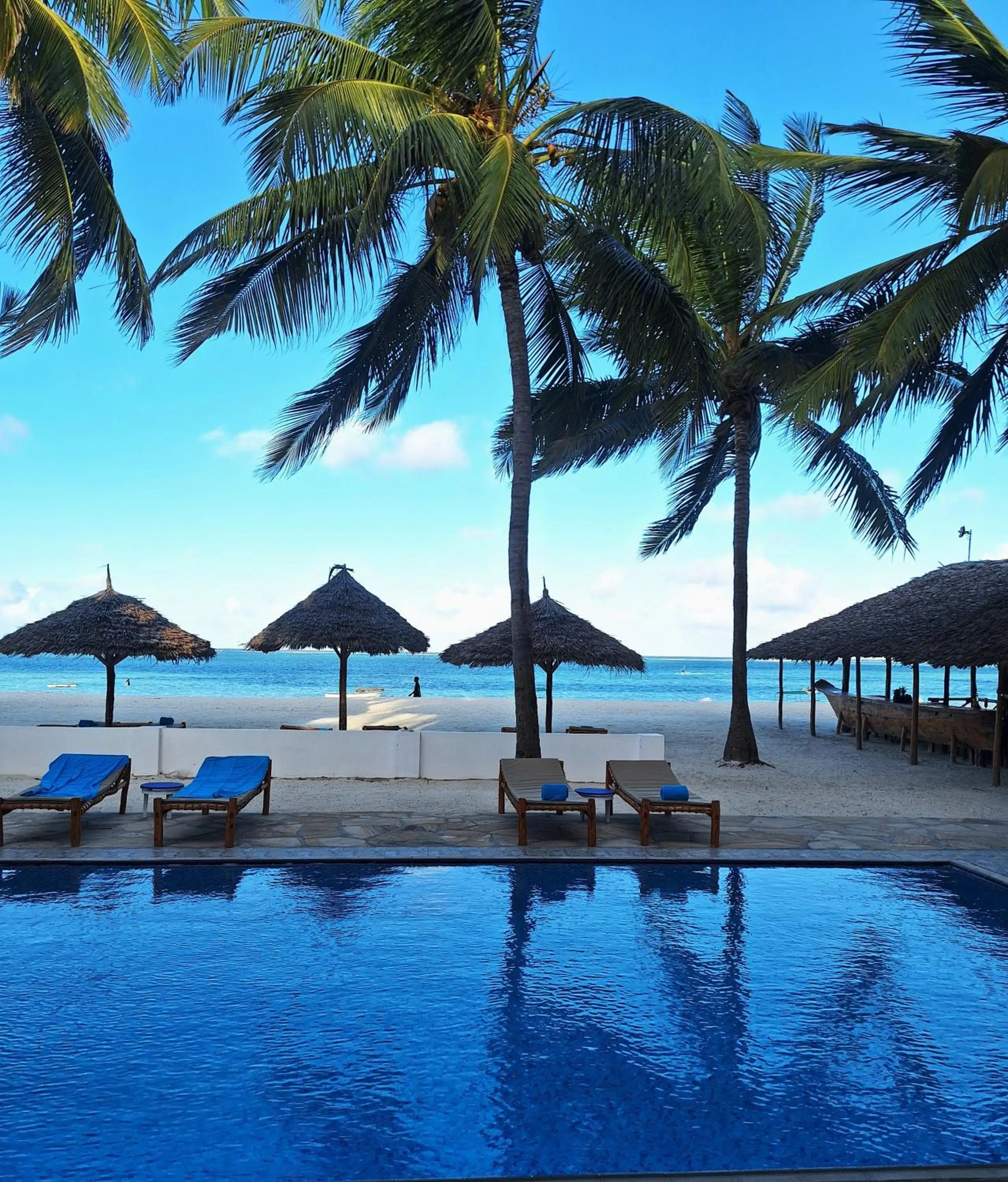 BIANCO AZZURRO Hotel & Restaurant