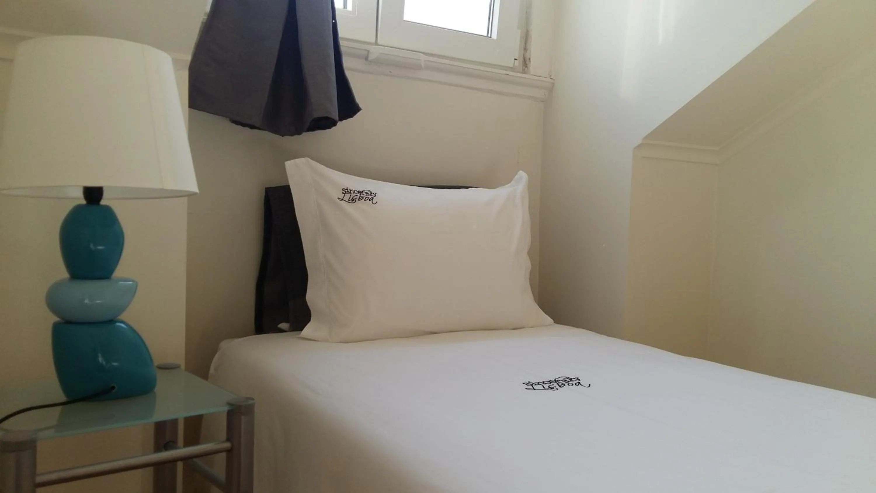 Bed in Sincerely Lisboa