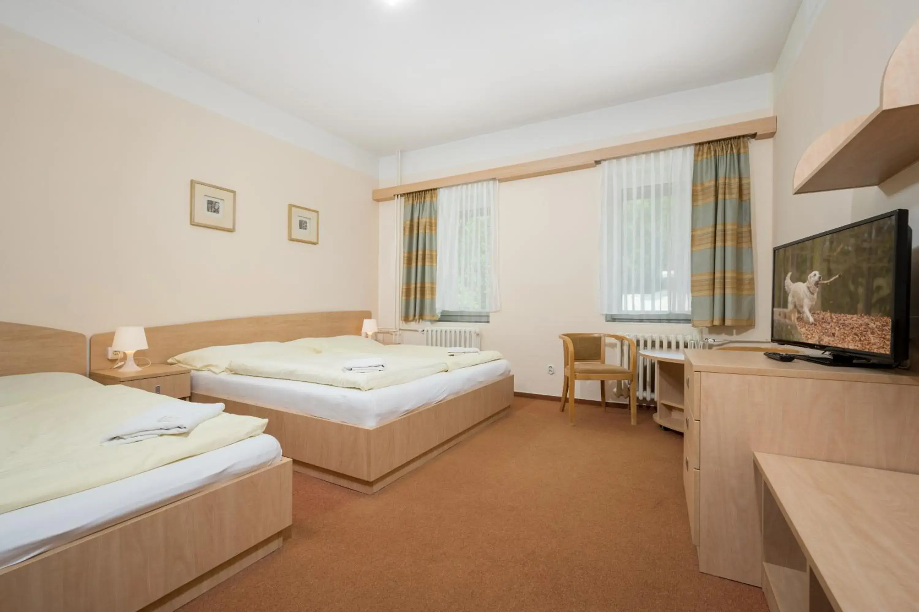 Quadruple Room with Bathroom in Horský Hotel Jelínek Quadruple Room with Bathroom in Horský Hotel Jelínek