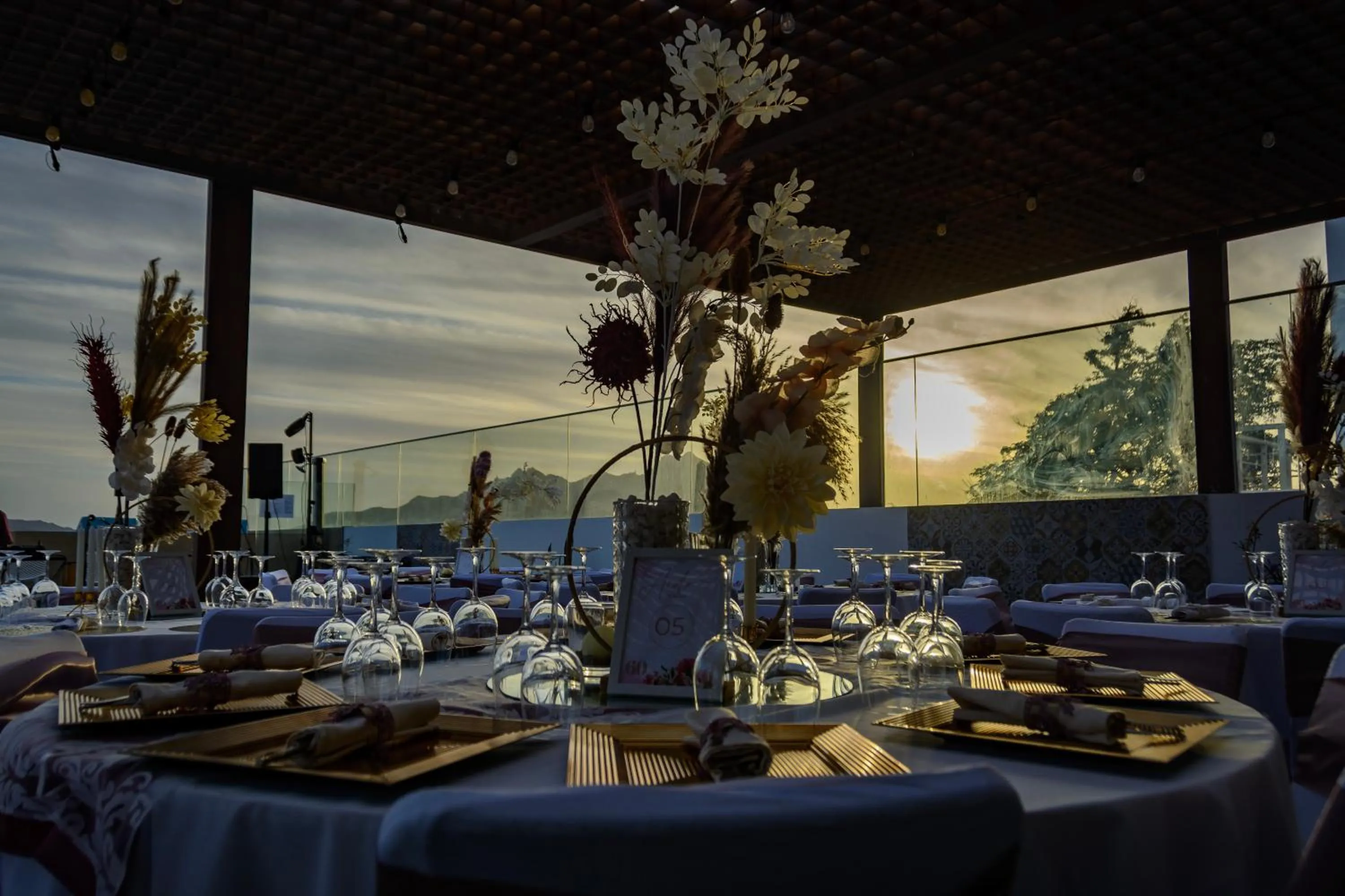 Banquet/Function facilities in Ouril Mindelo