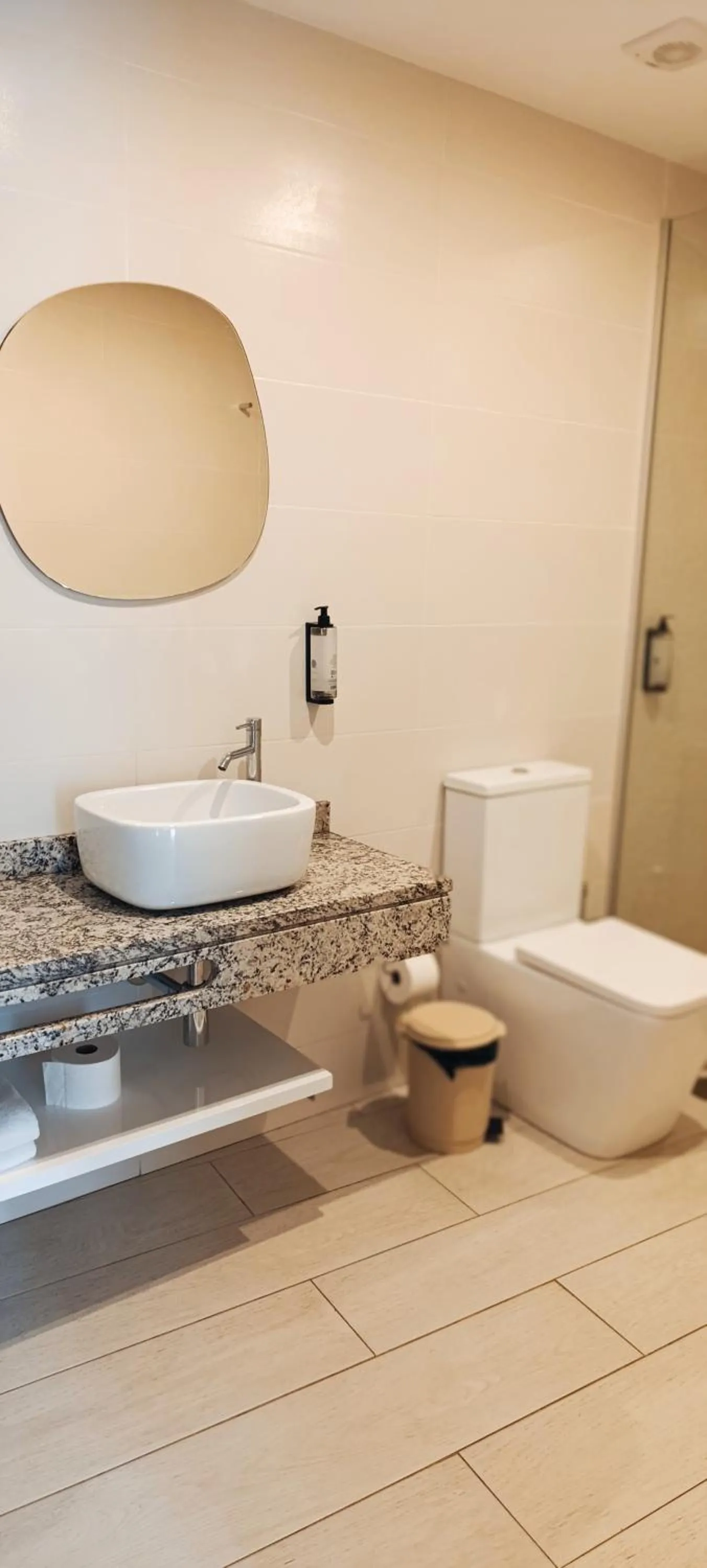 Bathroom in Ouril Mindelo