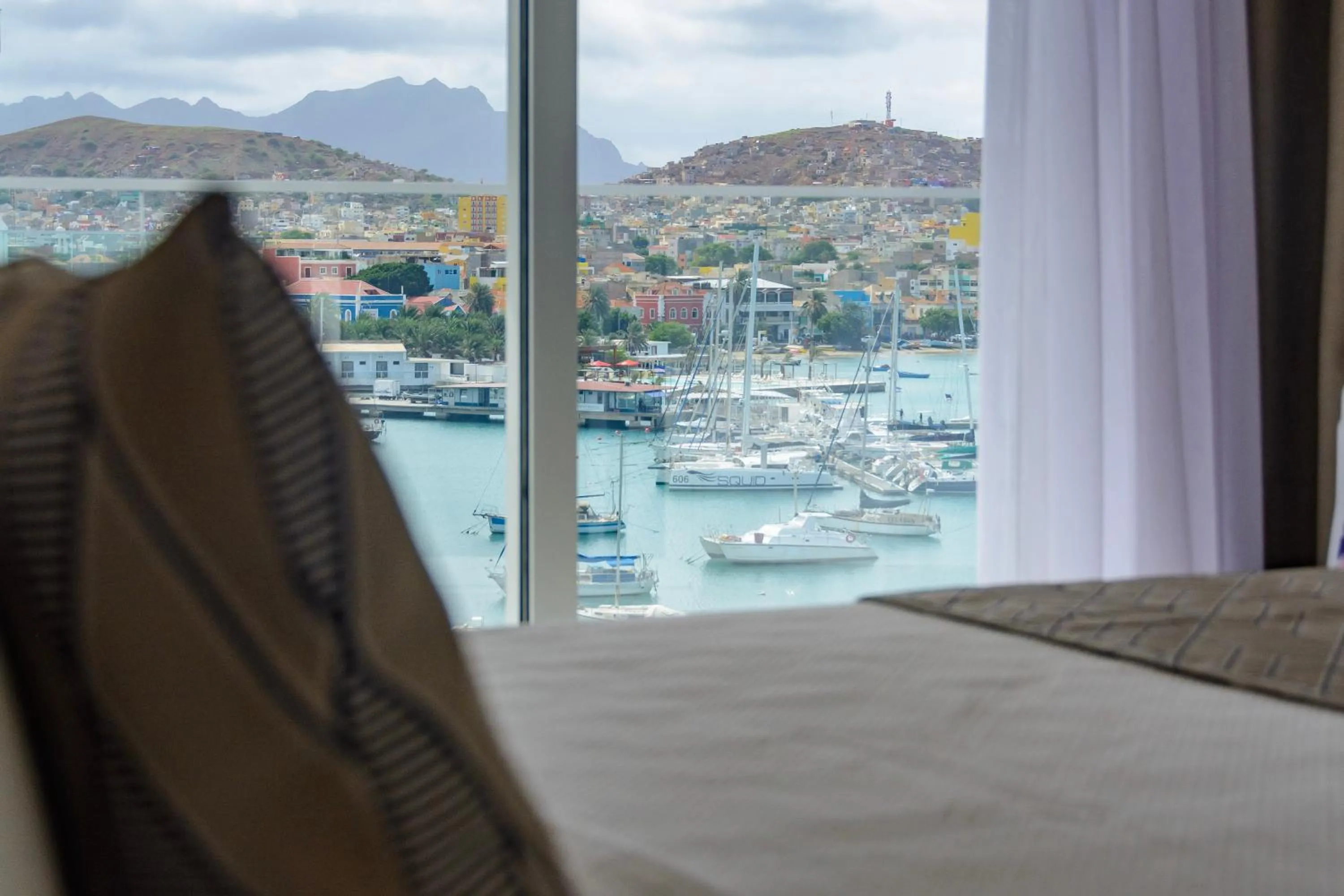 View (from property/room), Bed in Ouril Mindelo