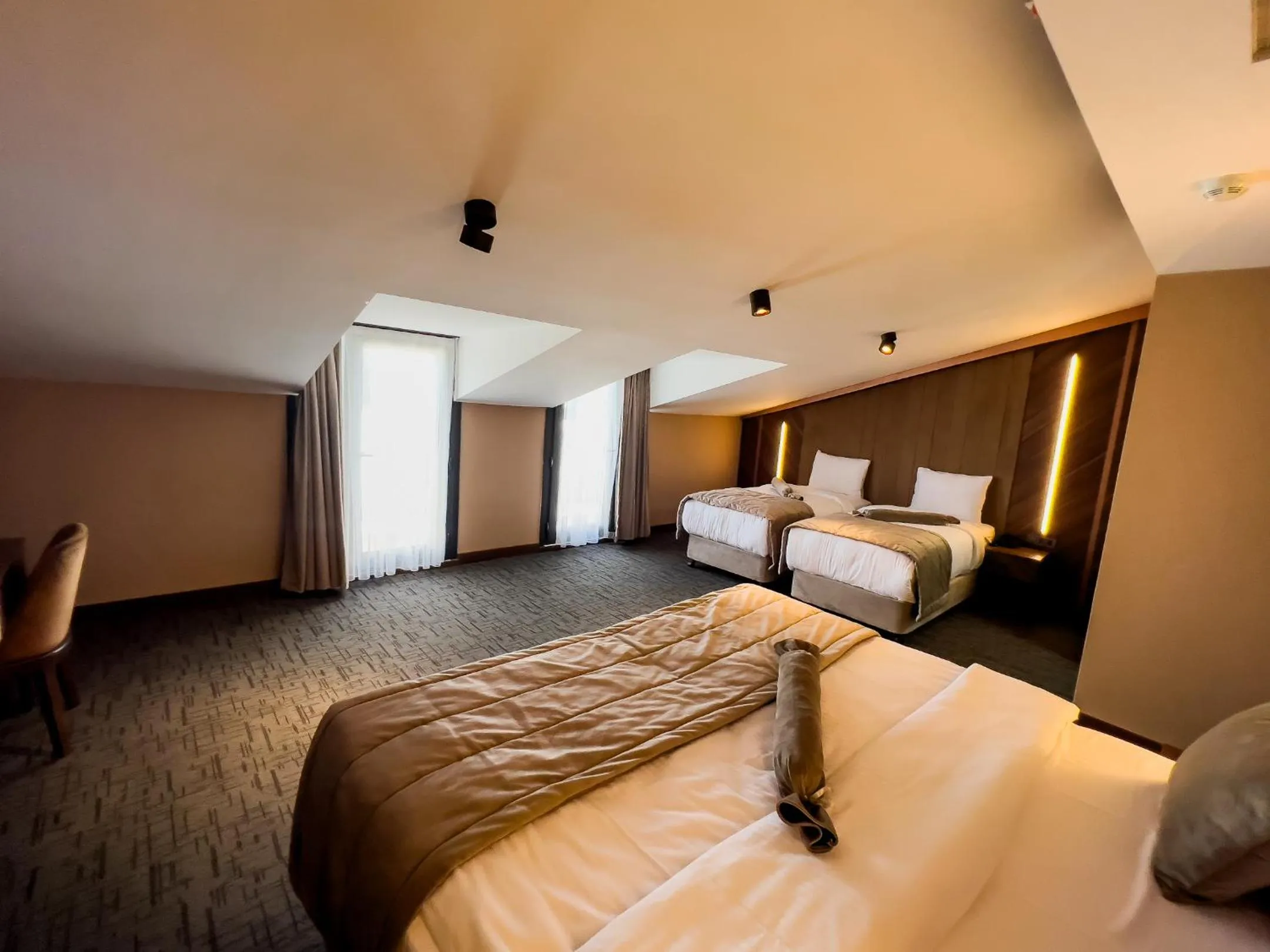 Bed in THE PARK HOTEL