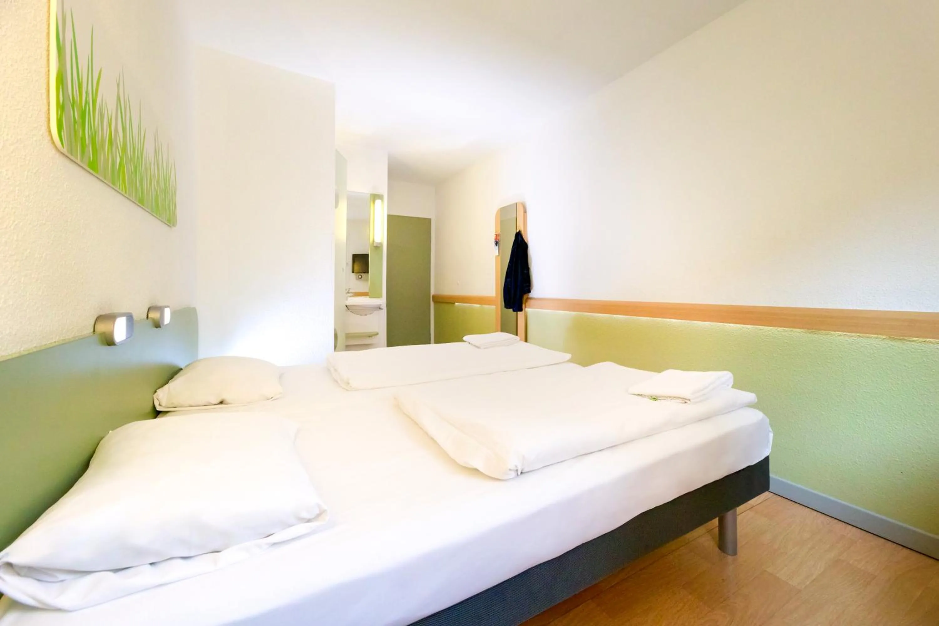 Bed in Ibis budget Berlin Potsdamer Platz