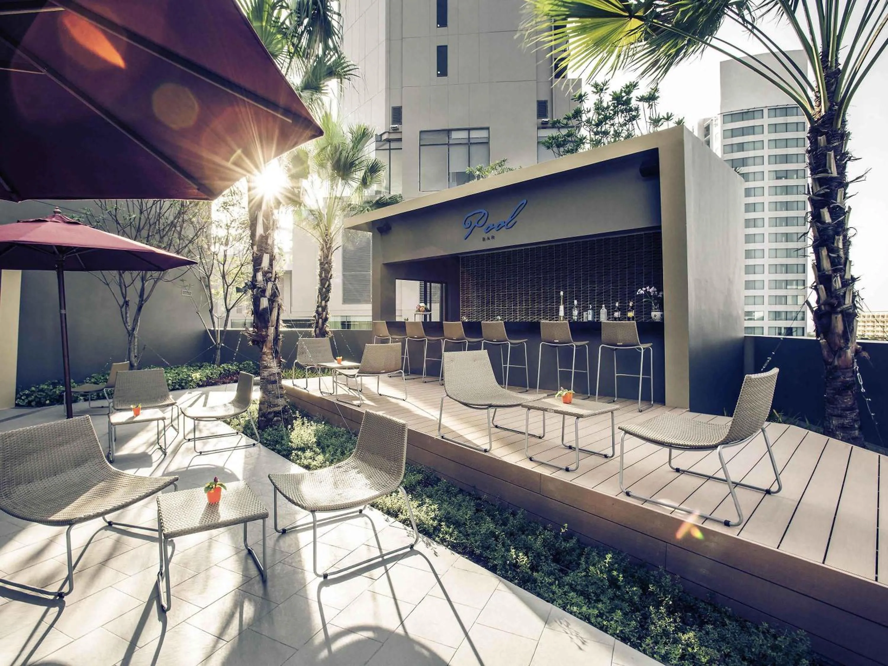 Lounge or bar in Mercure Pattaya Ocean Resort