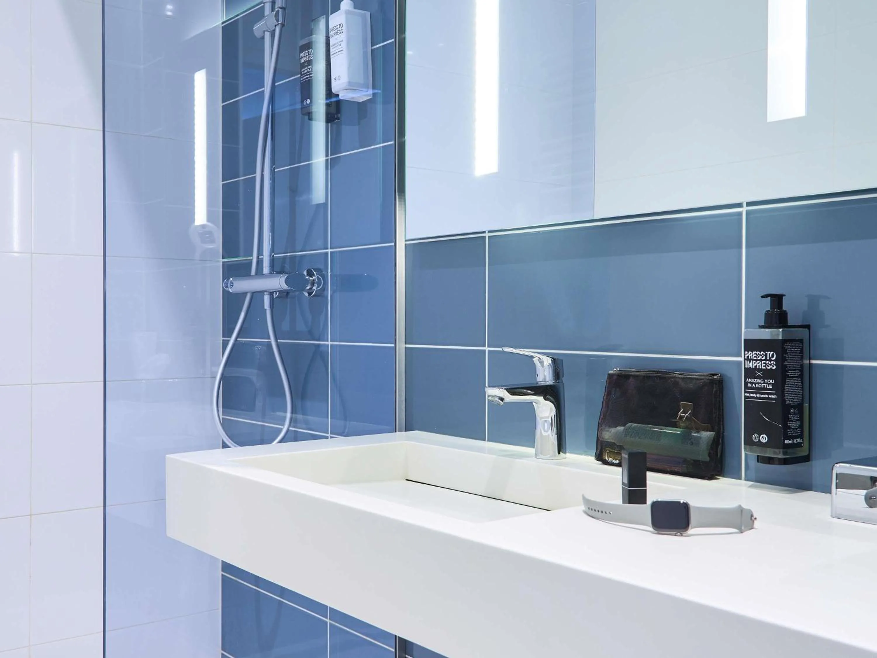 Bedroom in ibis Styles Montelimar Centre