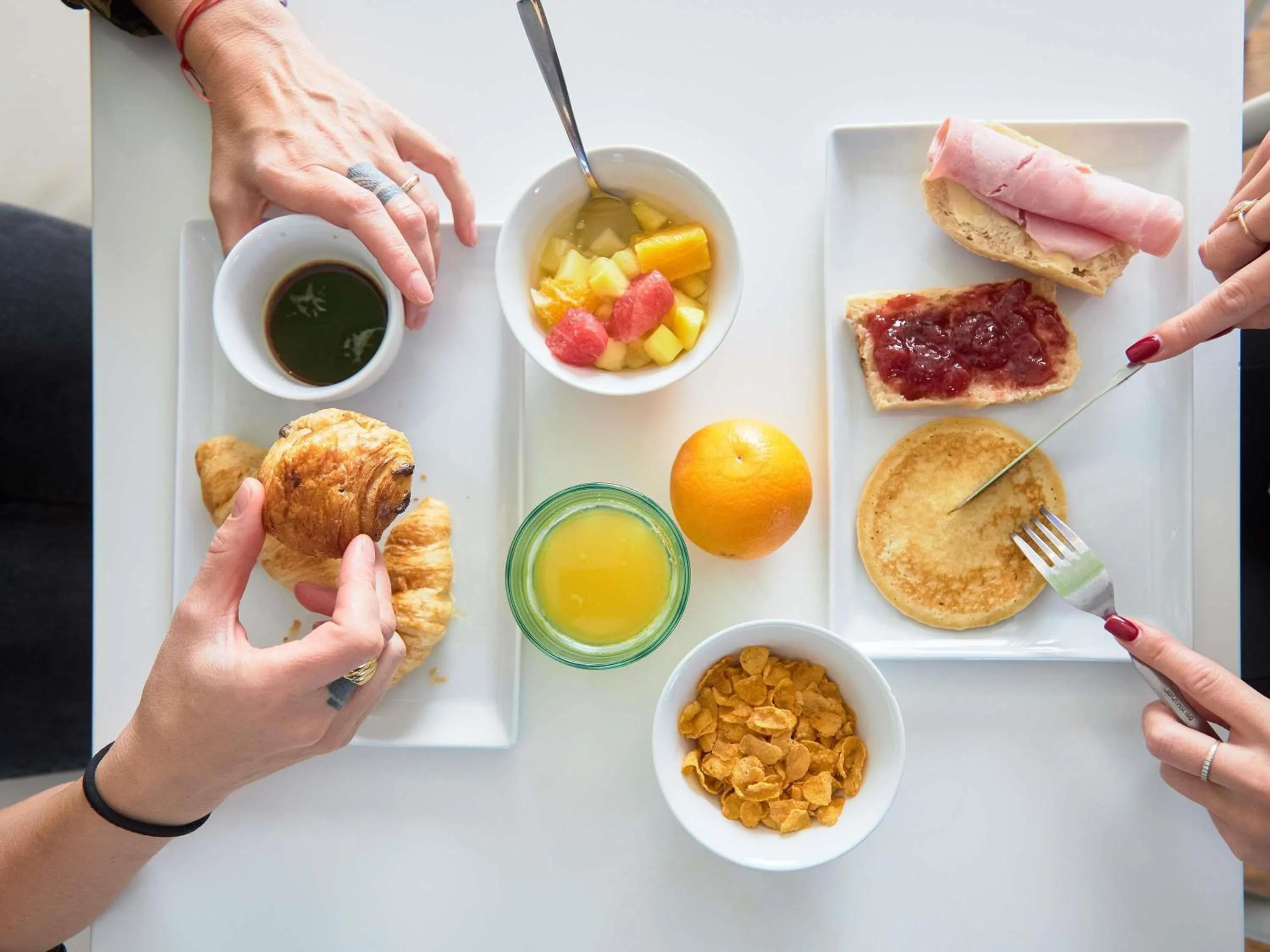 Breakfast in ibis Styles Montelimar Centre