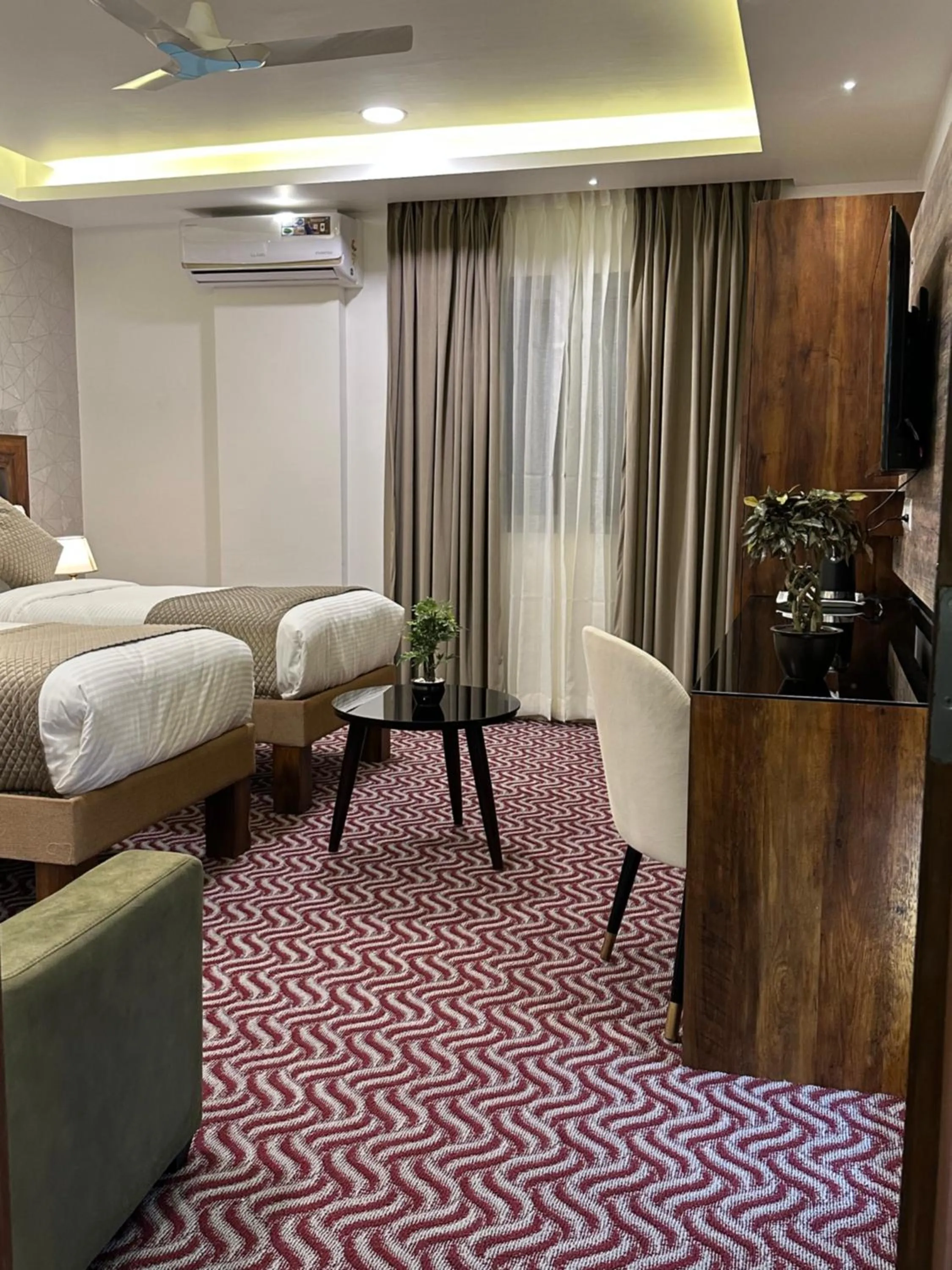 TV and multimedia, Bed in ROYAL ACE LUXUR