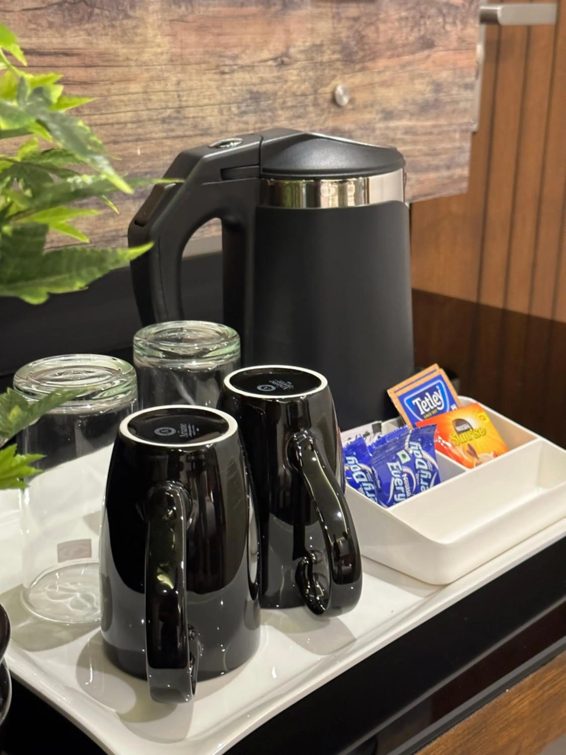 Coffee/tea facilities in ROYAL ACE LUXUR