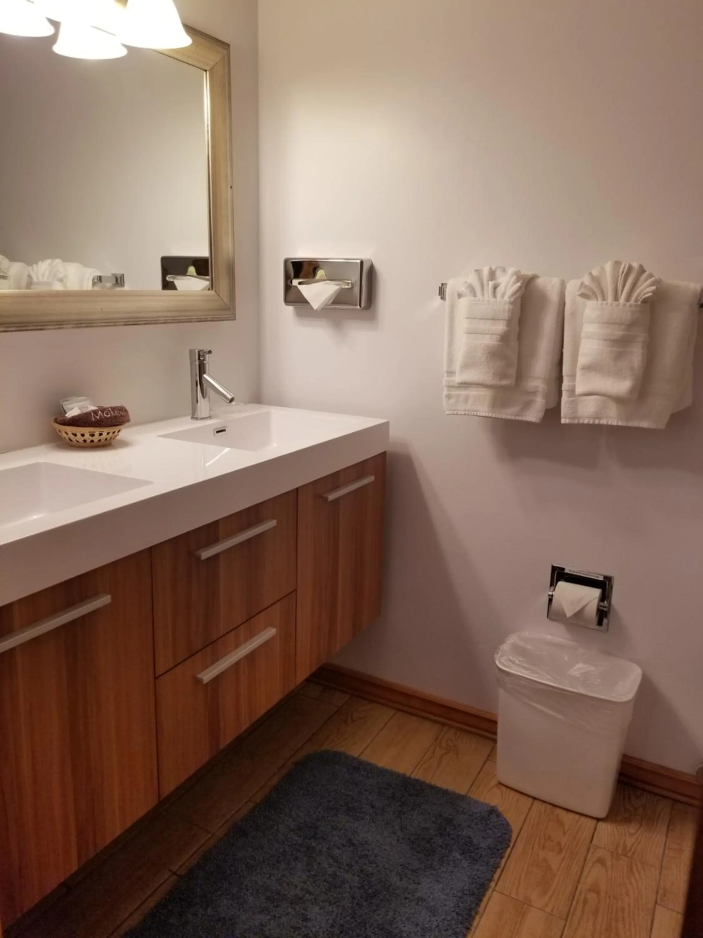 Bathroom in Ouray Inn