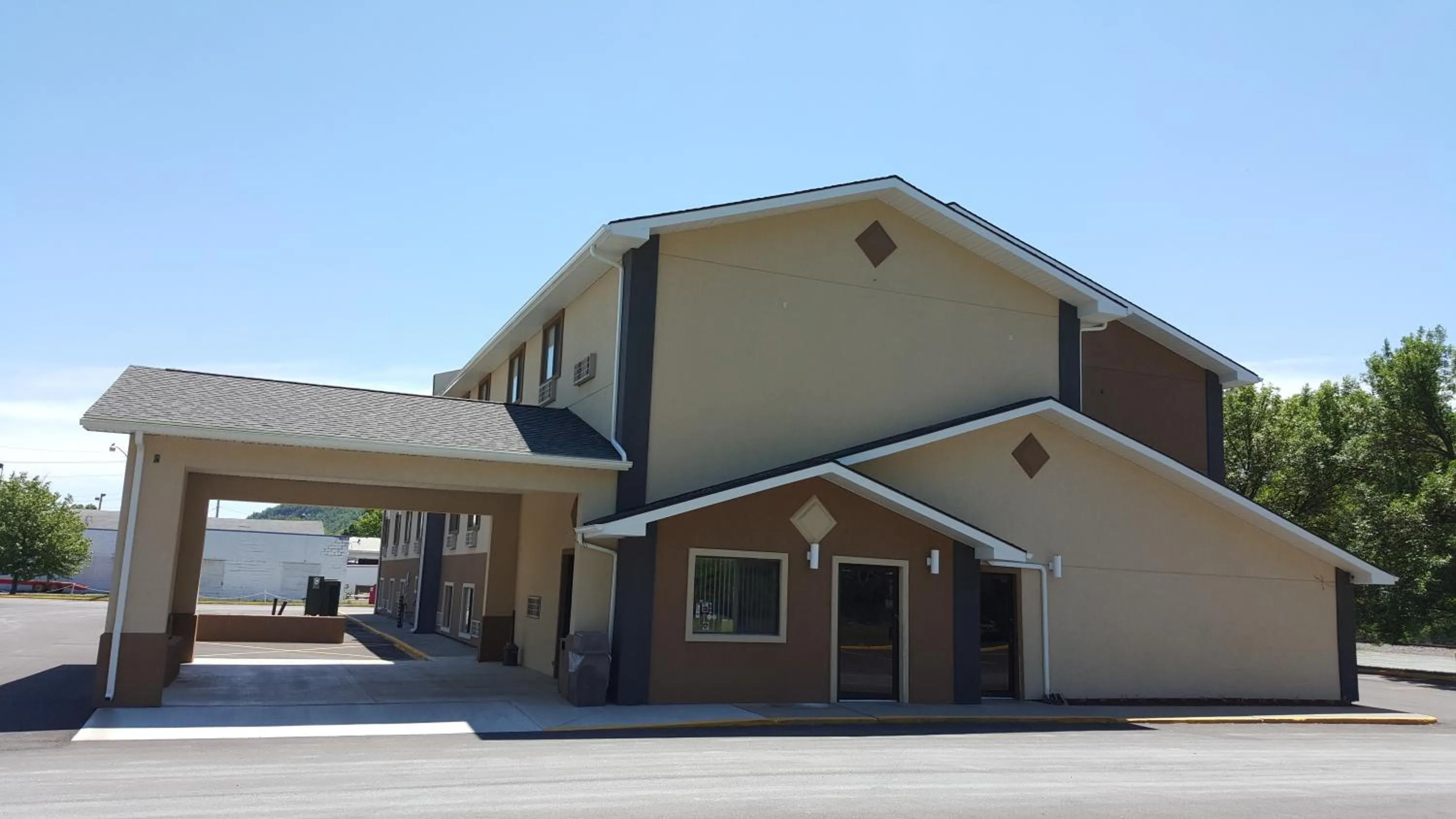 Facade/entrance in Super 8 by Wyndham Bath Hammondsport Area