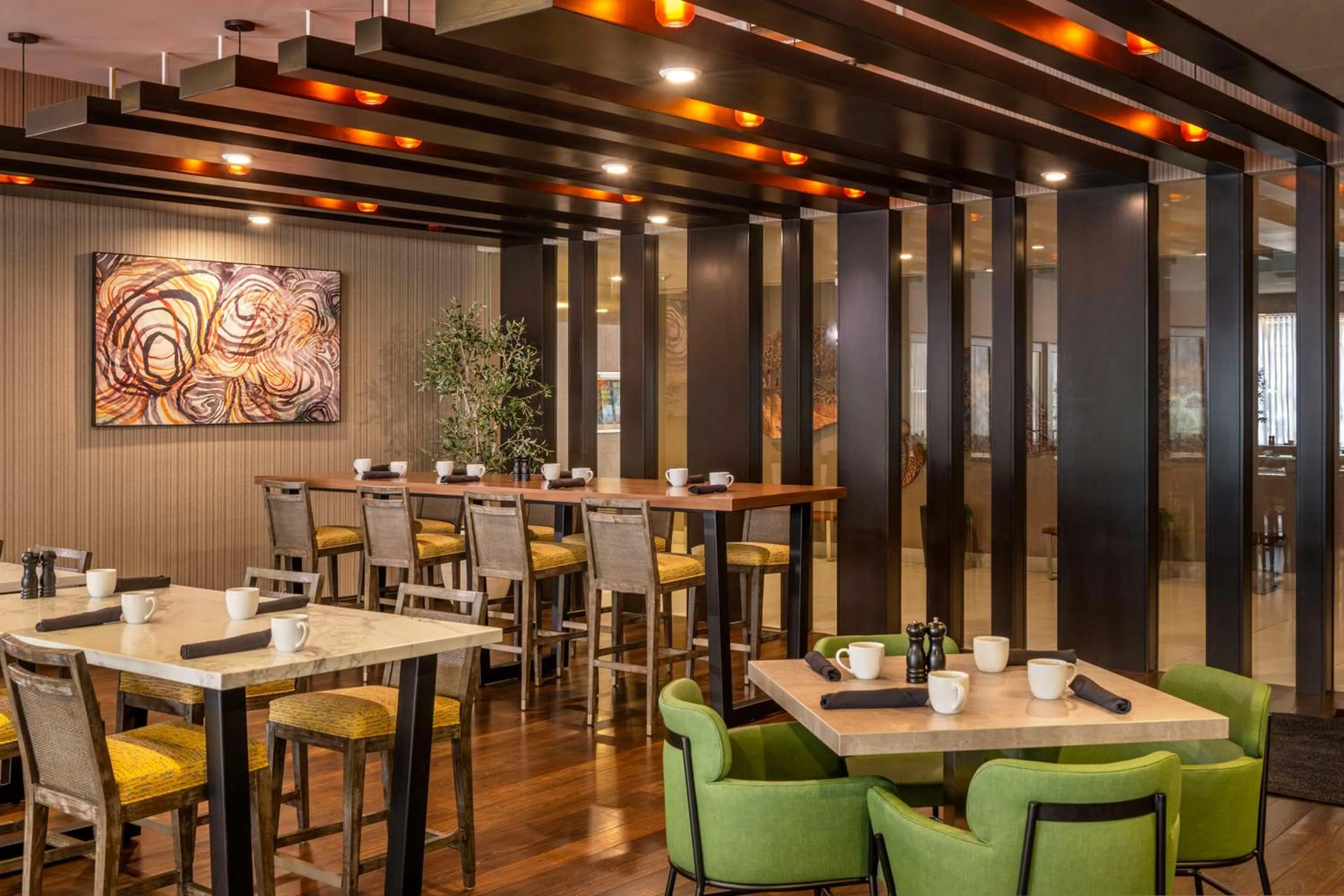 Restaurant/places to eat in DoubleTree by Hilton San Bernardino