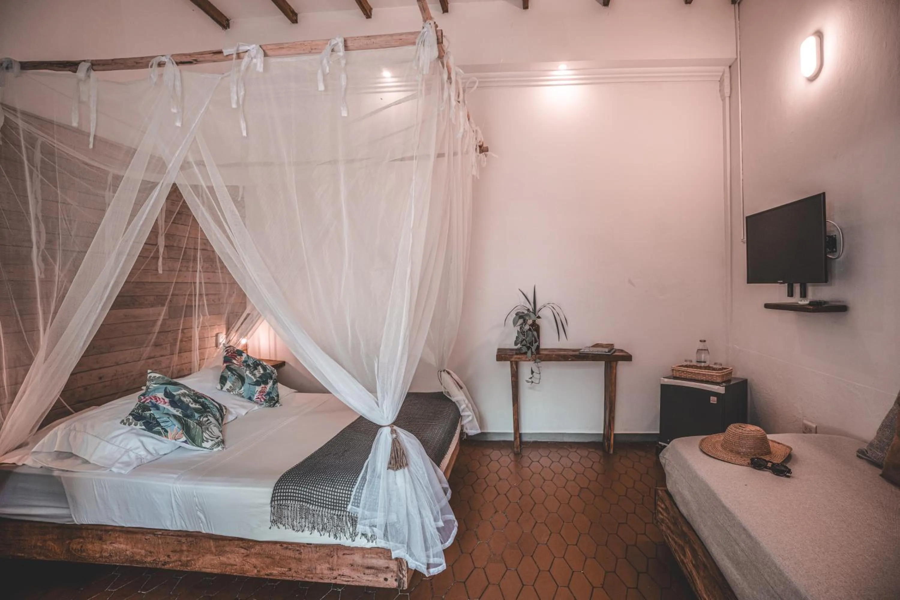 Photo of the whole room, Bed in Waka Hotel Rural