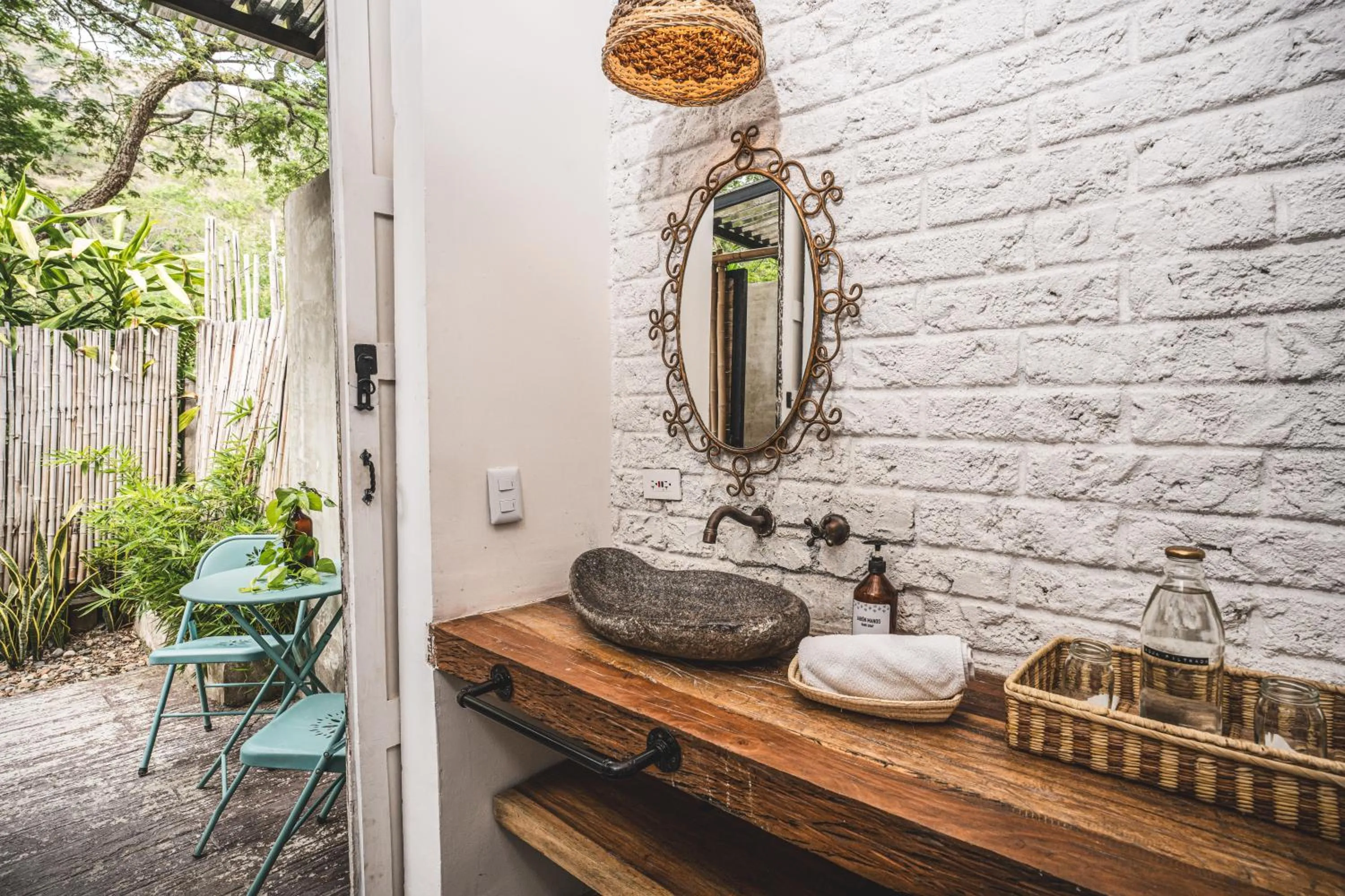 Patio in Waka Hotel Rural