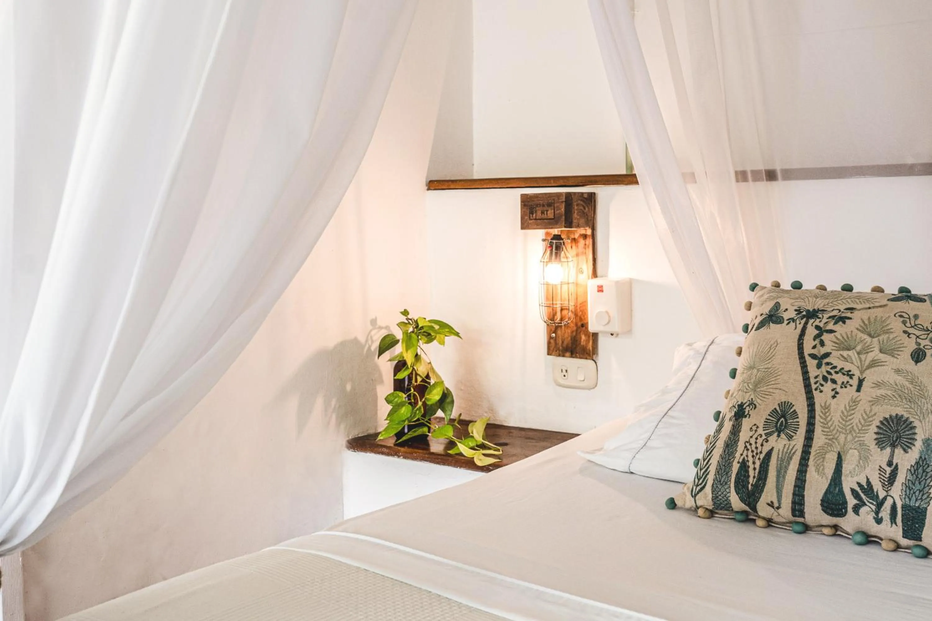 Photo of the whole room, Bed in Waka Hotel Rural