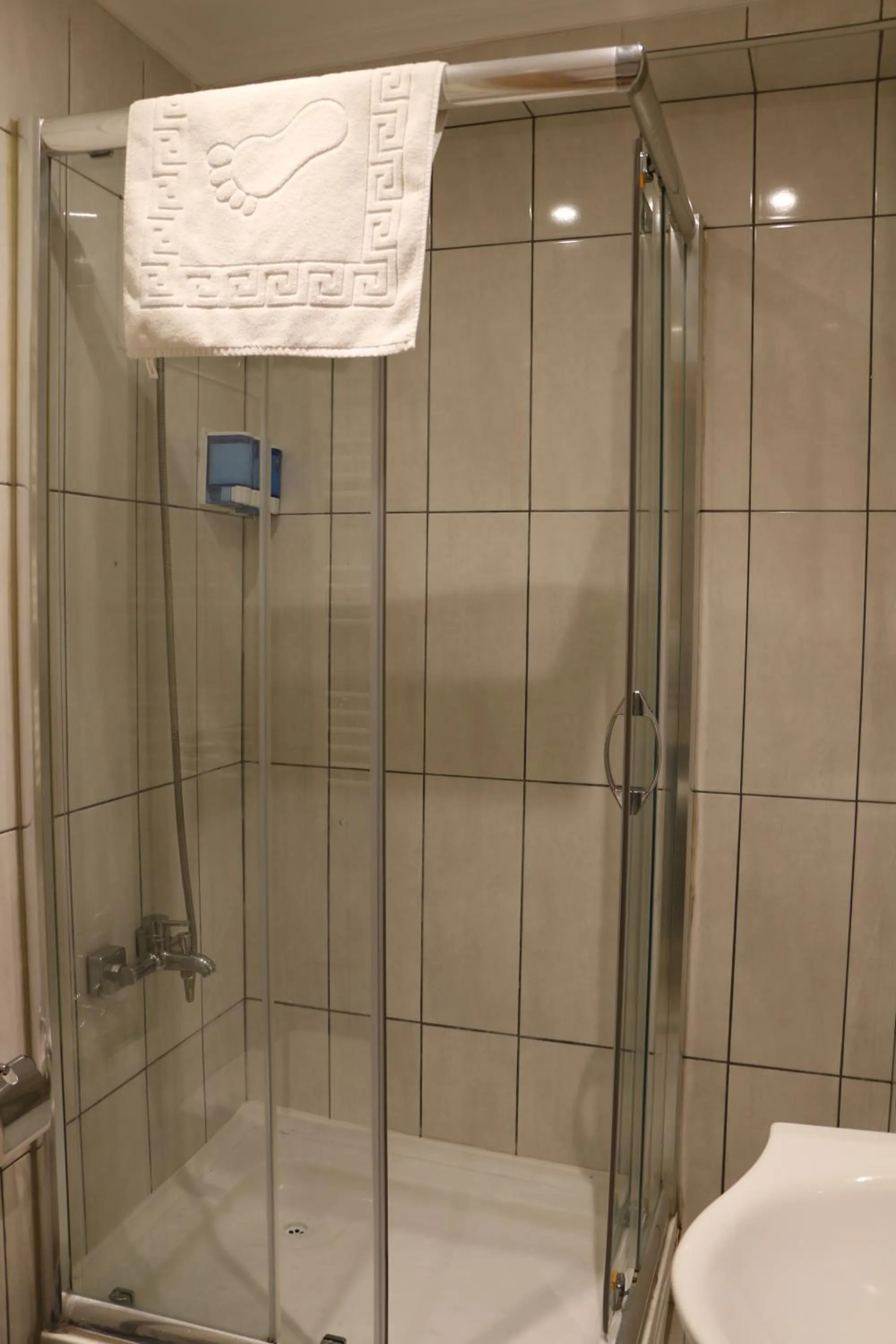 Shower in THE MOST HOTEL