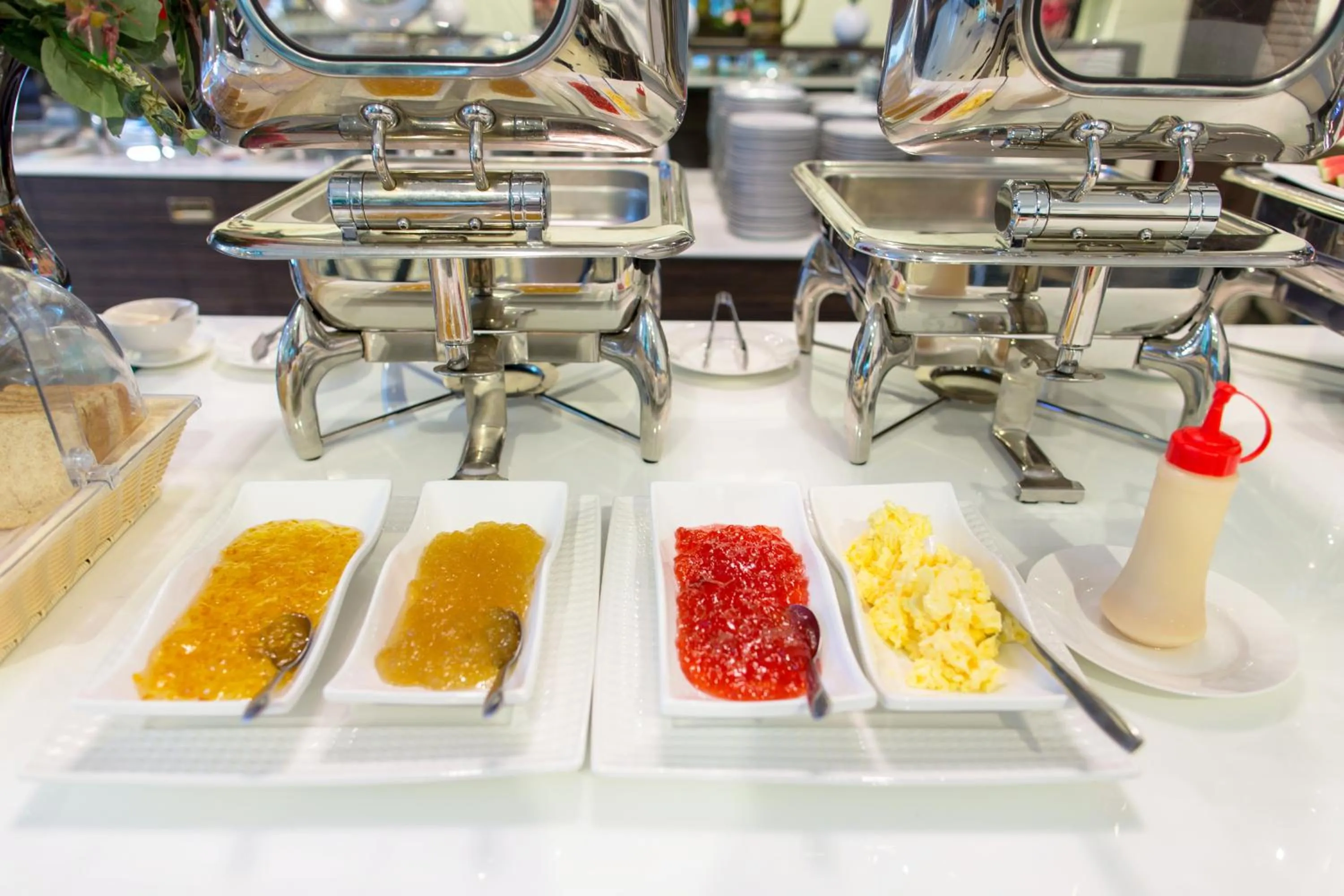 Food and drinks in SOHO Boutique Hotel